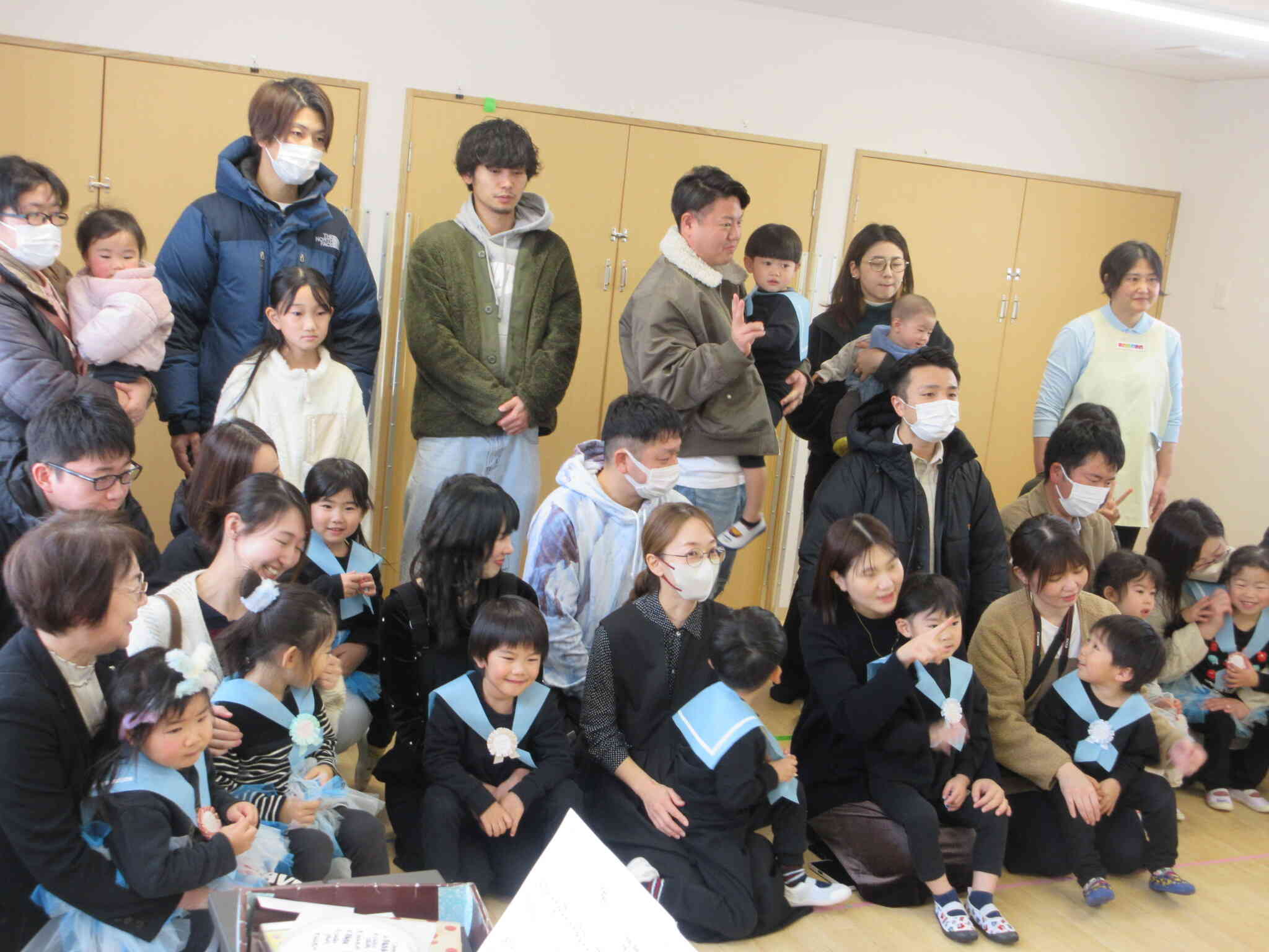 みんなニコニコですね。