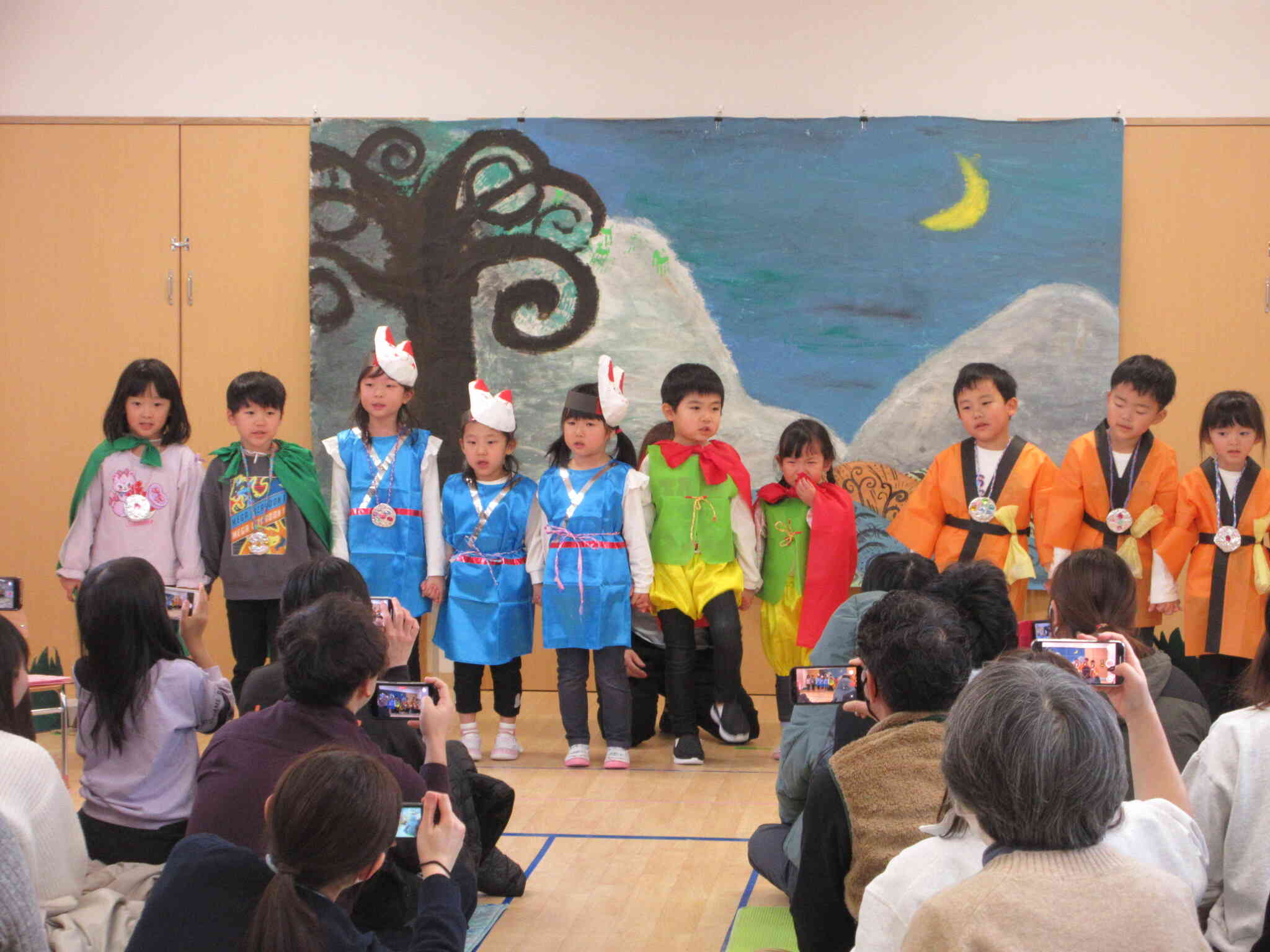 お楽しみ発表会（４、５歳児）③～めっきらもっきらどおんどん～