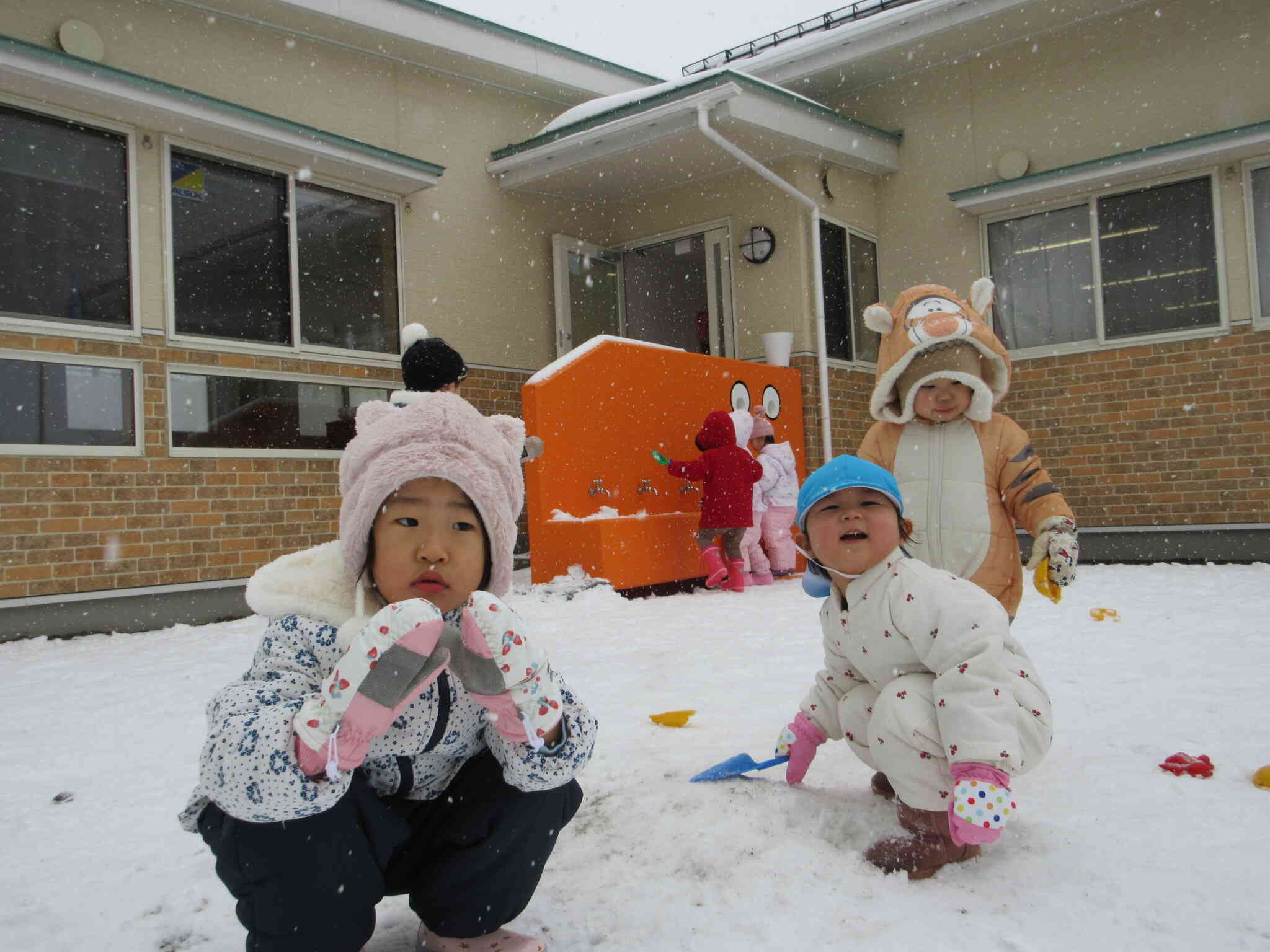 雪遊び(1・2歳児)①