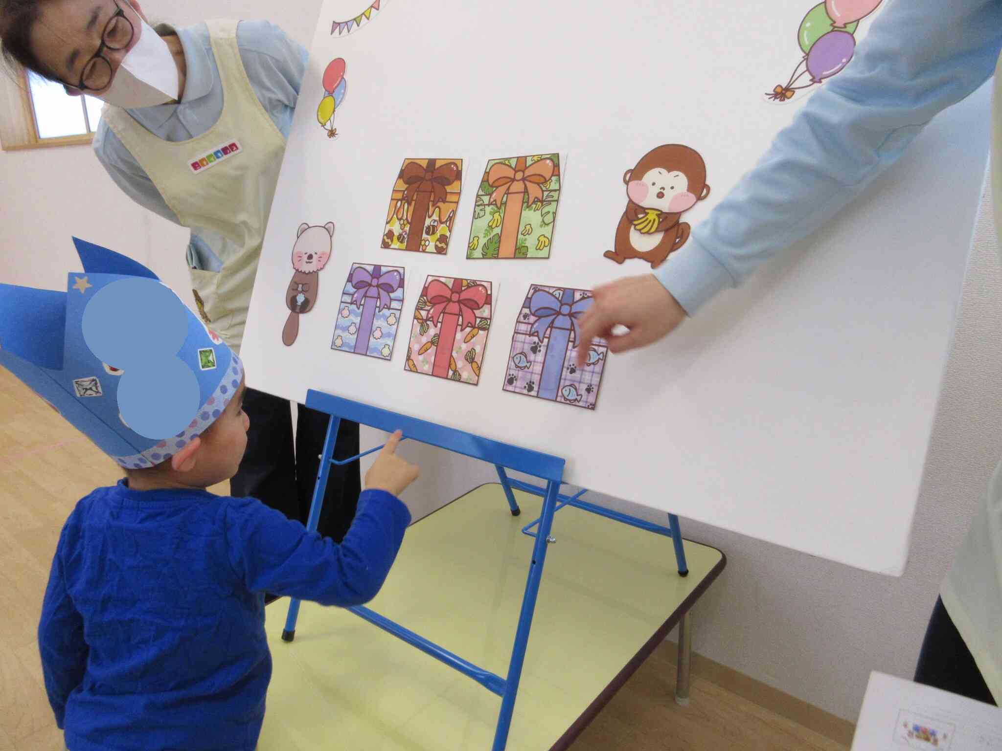 ぼくは、にんじんがついたプレゼントにしようかな～