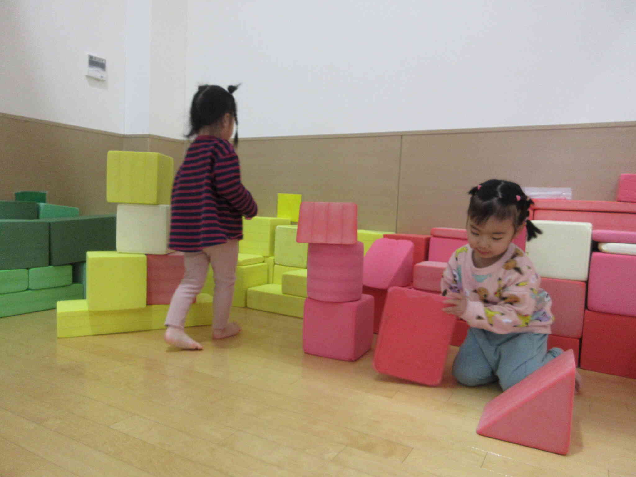 出戸こども園との交流会～うさぎ組２歳児～