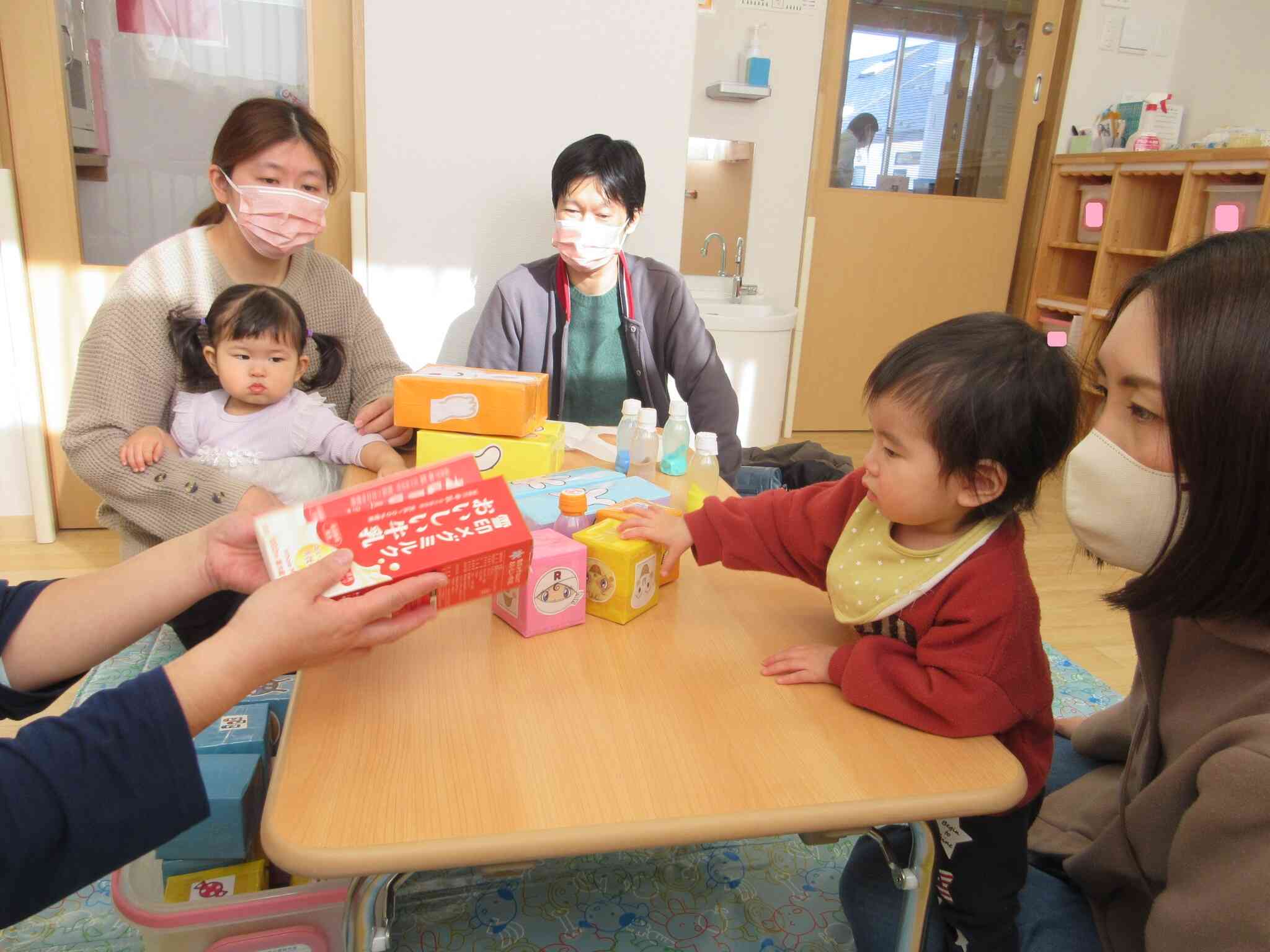 手作りおもちゃの作り方を紹介しています