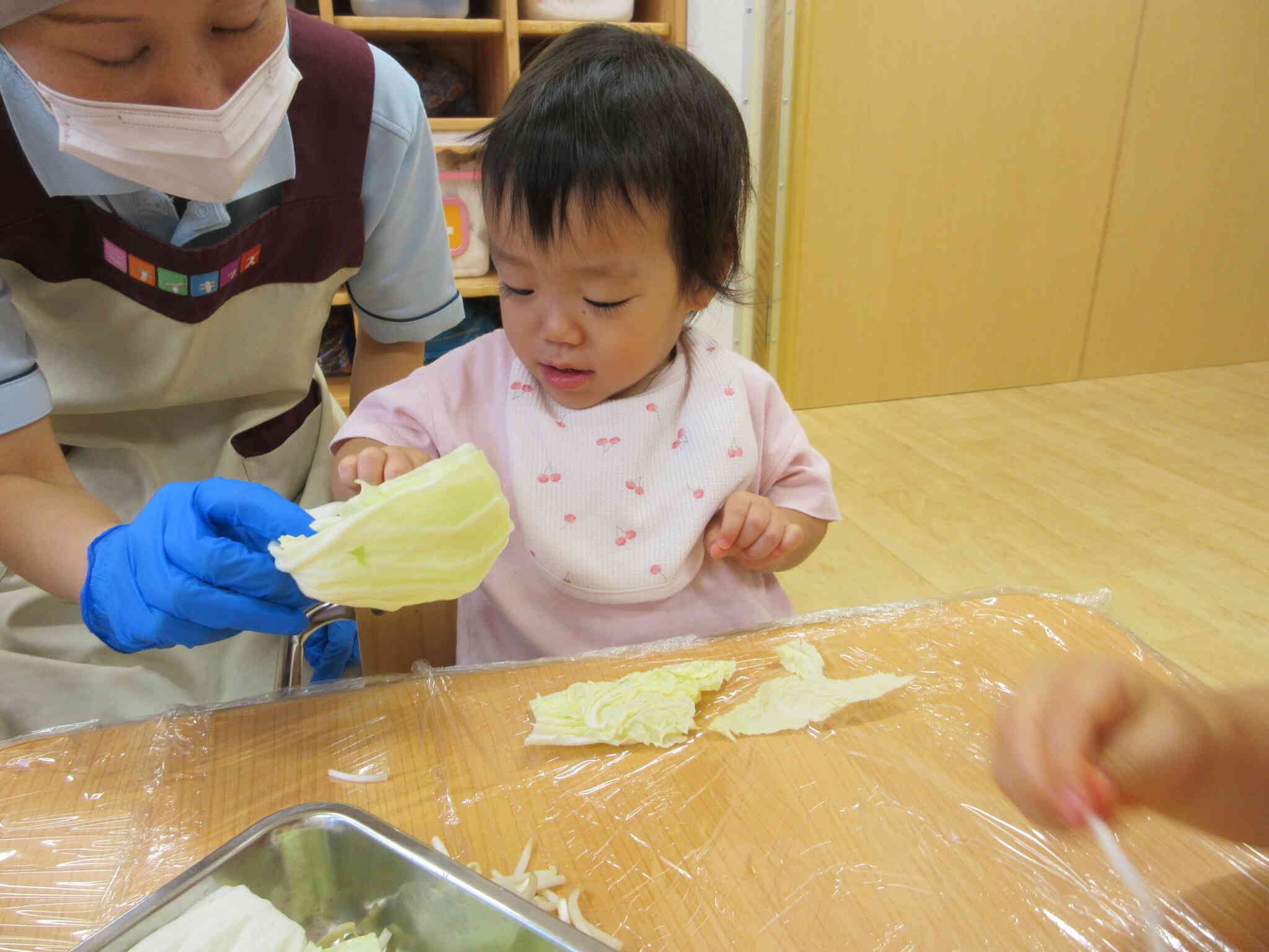 野菜をちぎって、ちぎってできるかな？