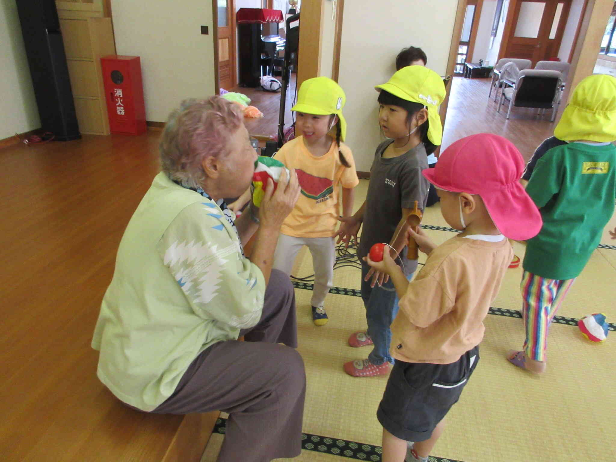 おじいちゃんおばあちゃんと遊ぼうデー～３、４、５歳児～