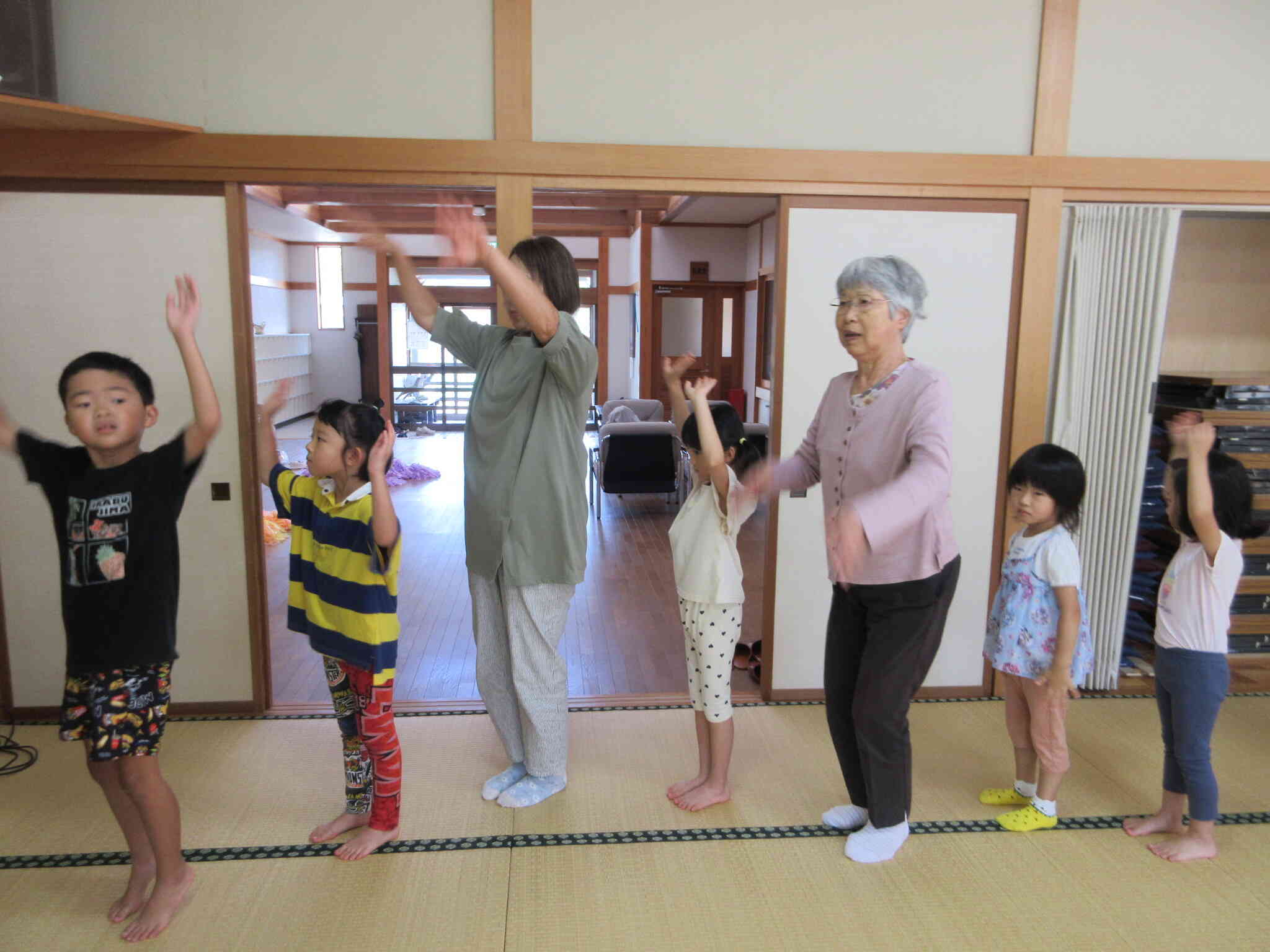 ドンパン節は私たちが教えるよ！