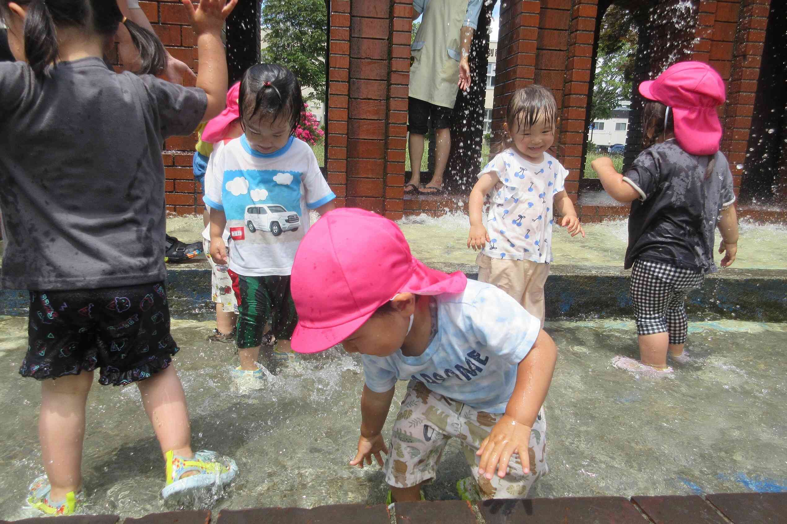 駅前公園で・・♬