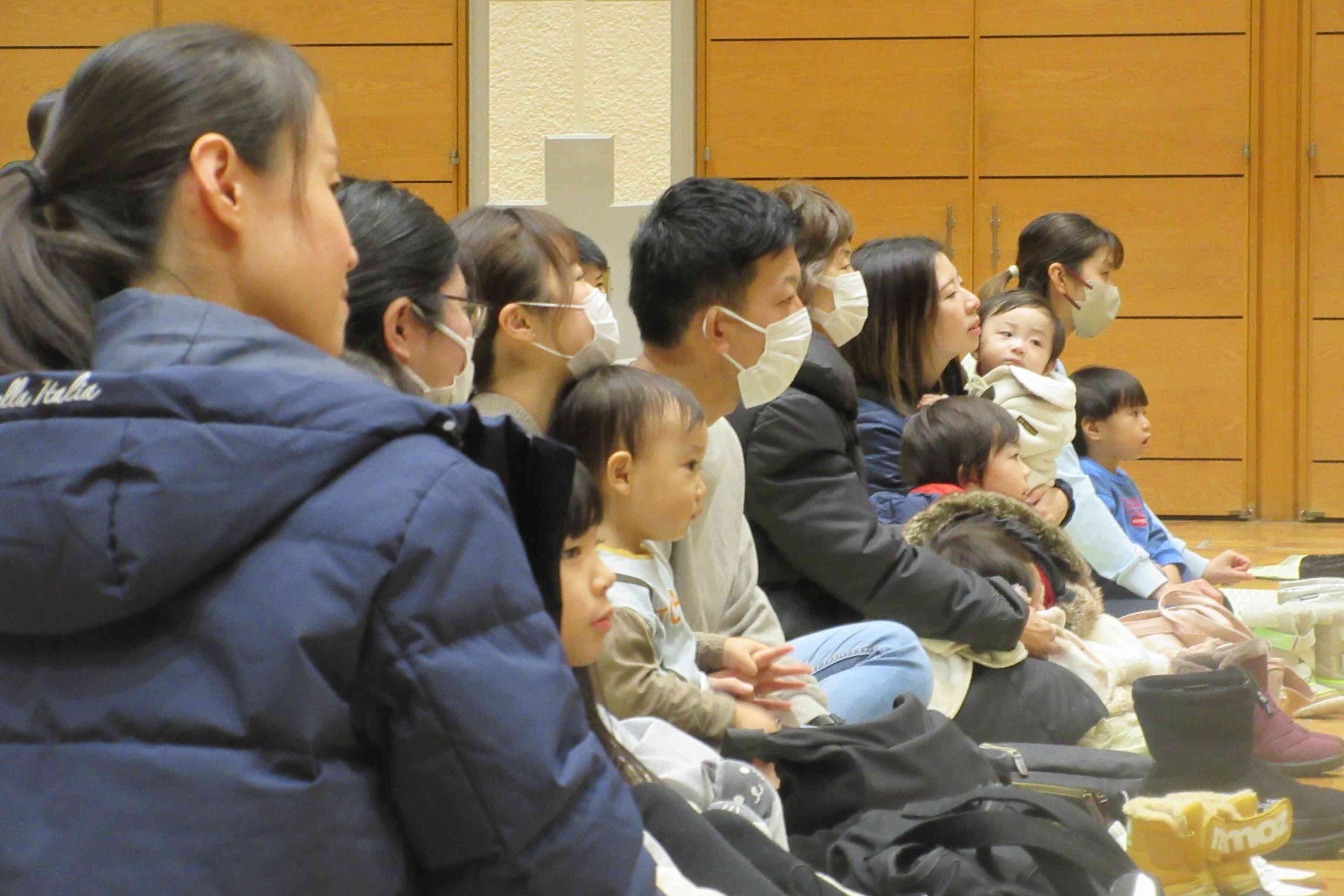 真剣な眼差し・・・