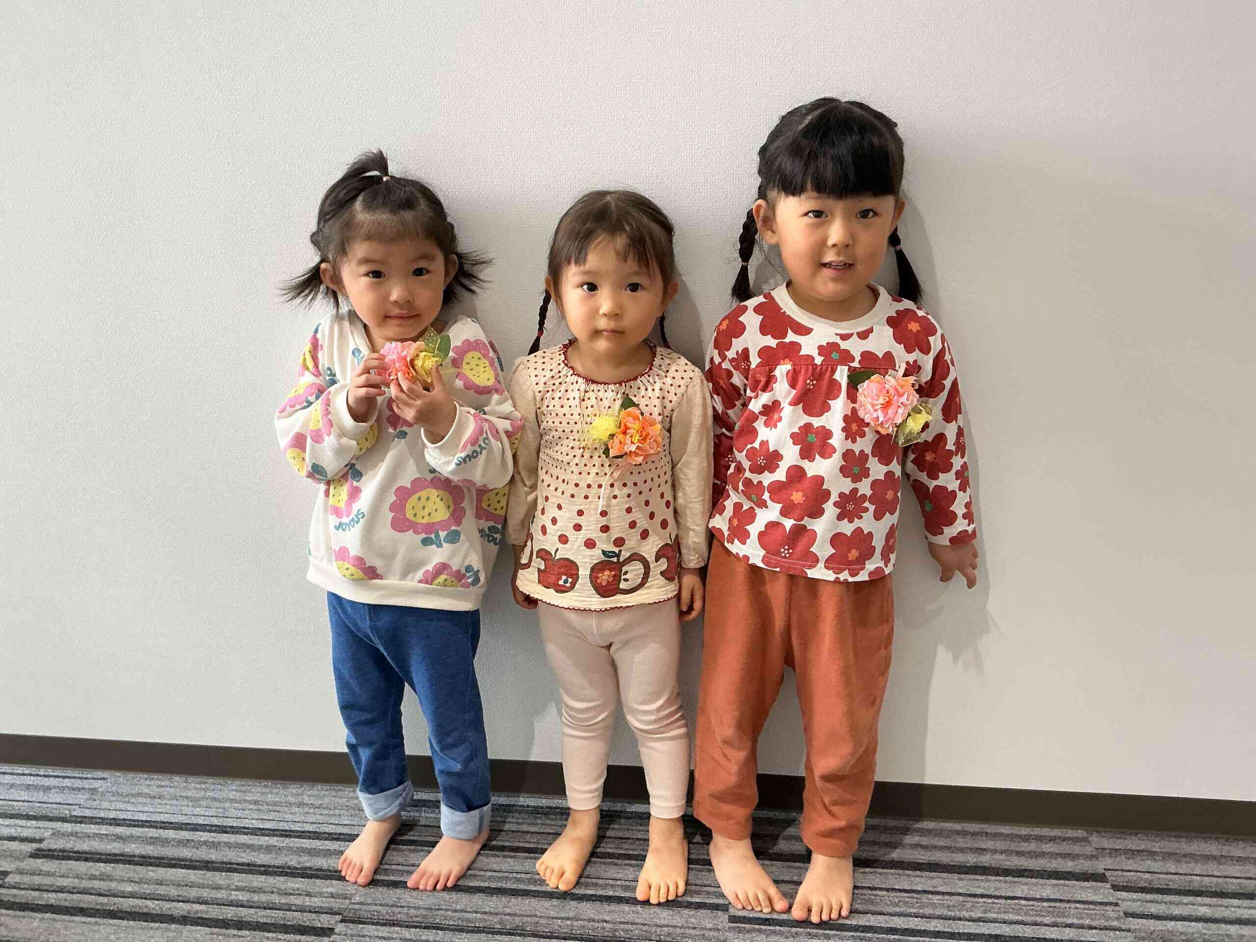 お別れ会～コサージュ贈呈～