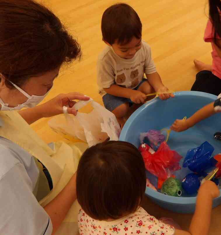 夏祭り…選ぶのが楽しい金魚すくいとヨーヨーつり