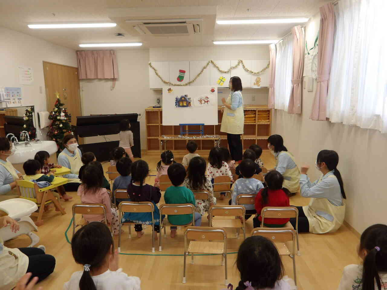 全クラス集まってクリスマス会をしました♪