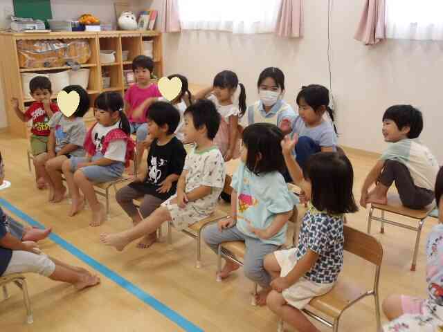 おともだちみんなでお祝いしました
