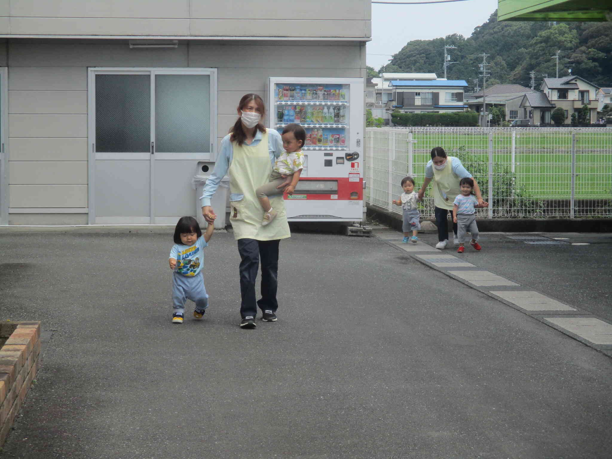 不審者の侵入を想定した訓練