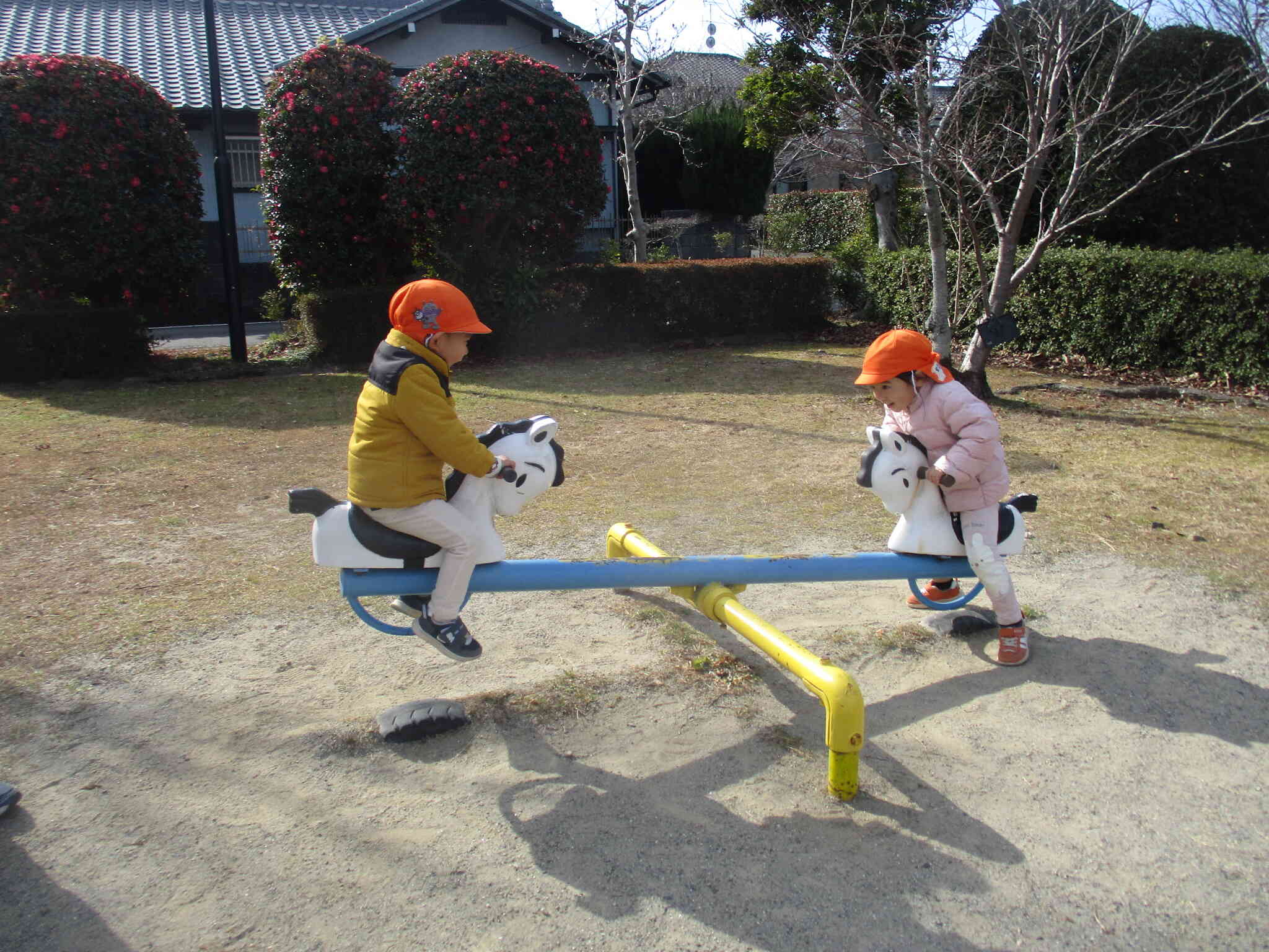シーソー楽しいな♪