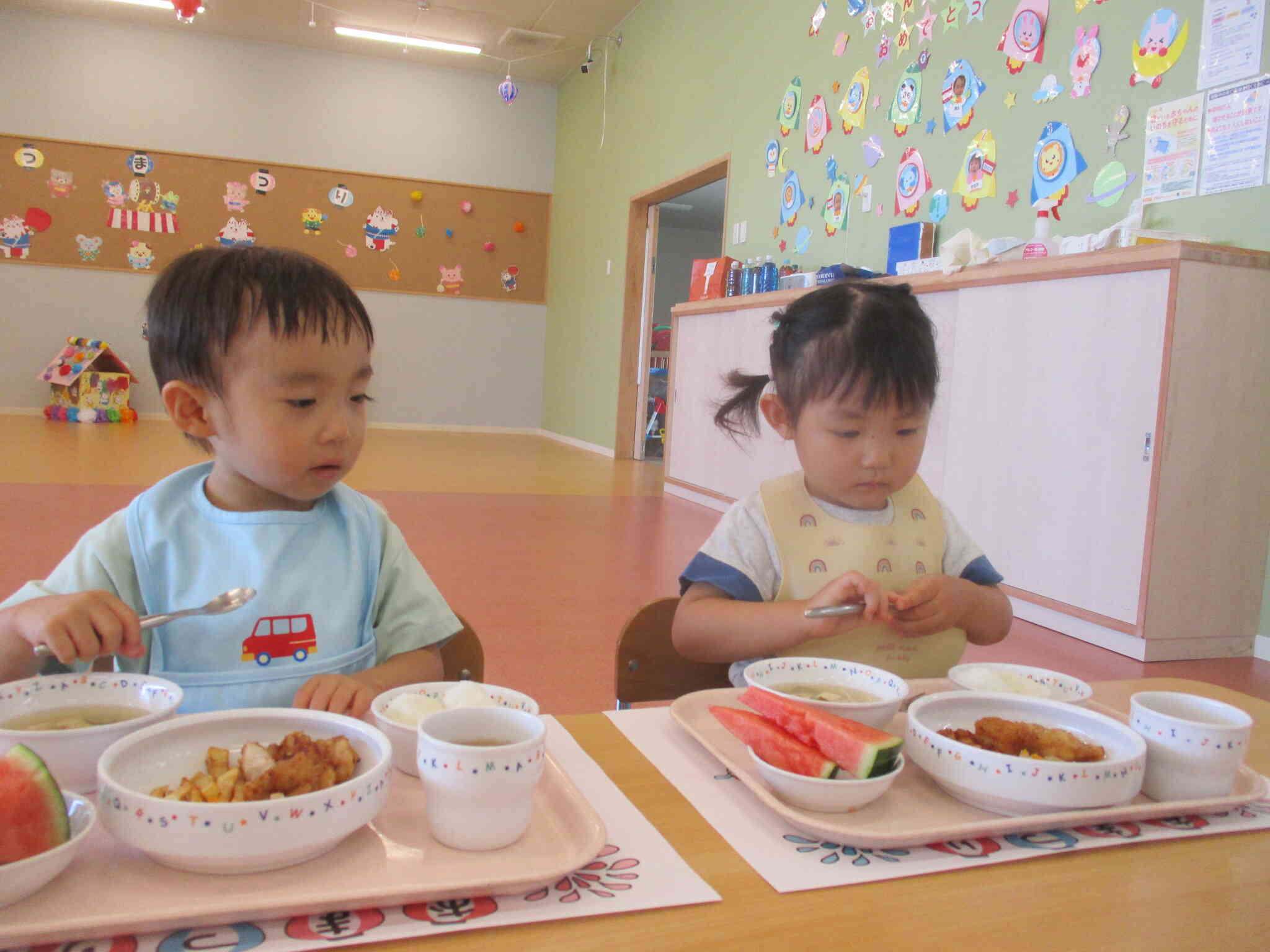 どれ食べようかな～迷うね。