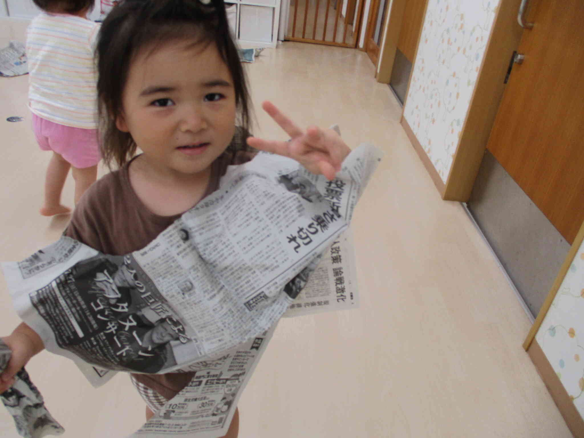 新聞紙あそび