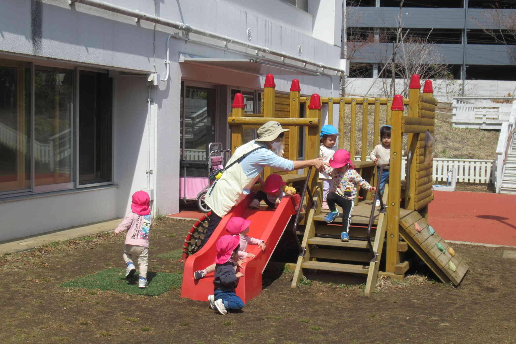 園庭遊び