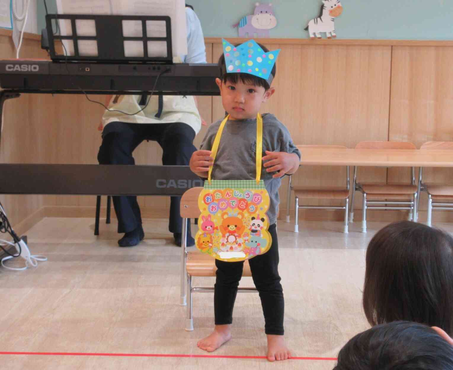 冠とプレゼントをもらったよ☆