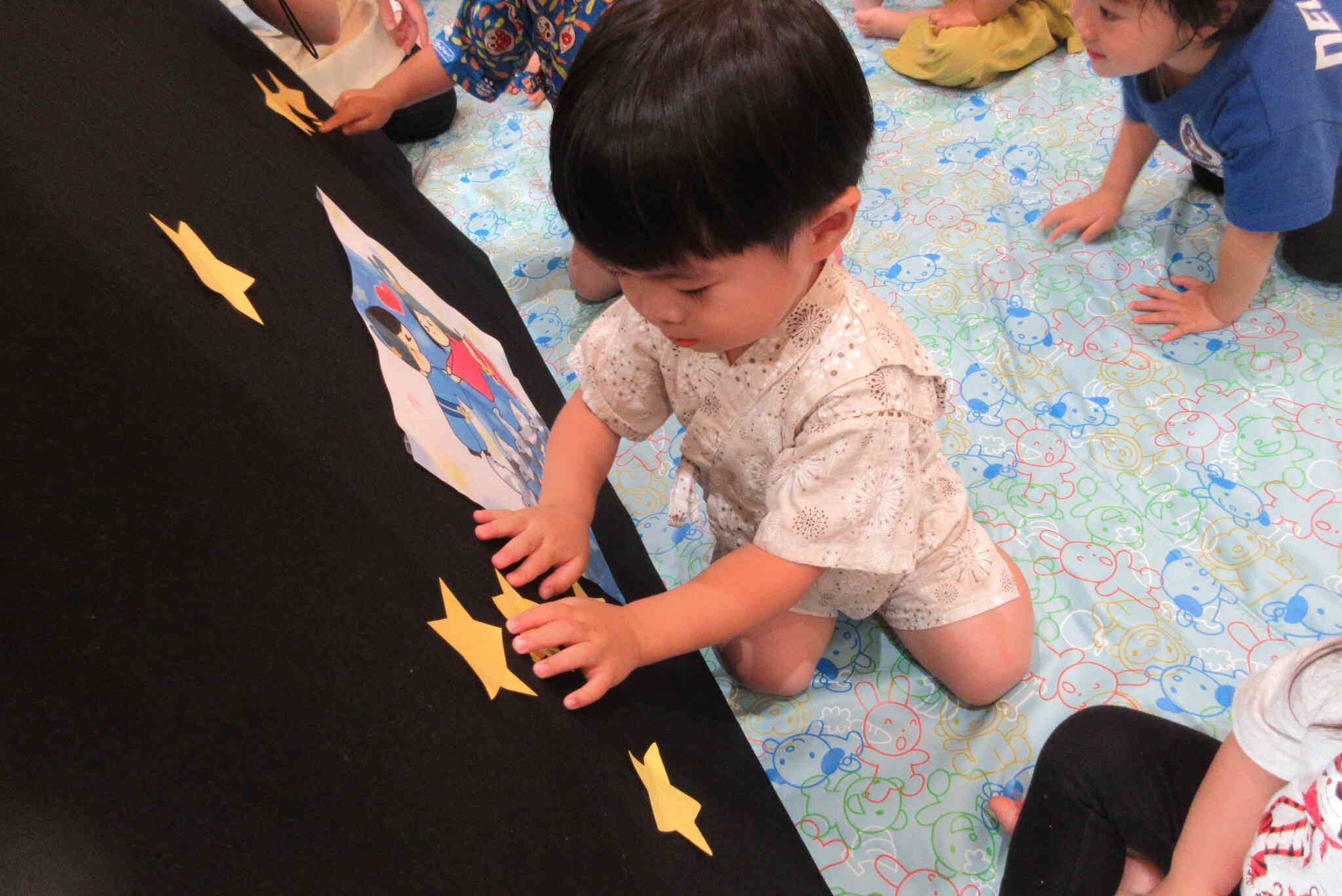 おほしさまをぺったん