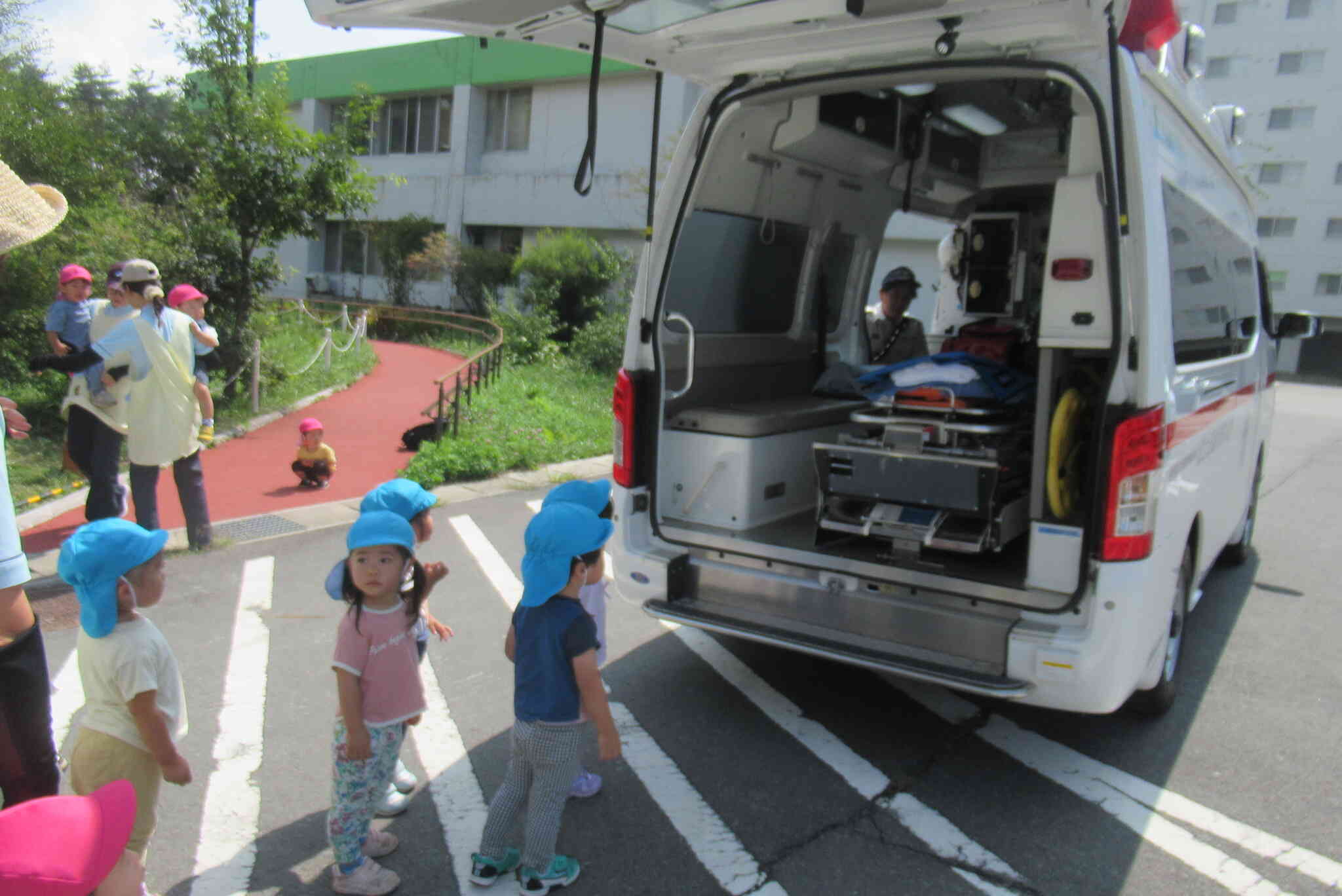 実際に救急車に乗せてもらったよ
