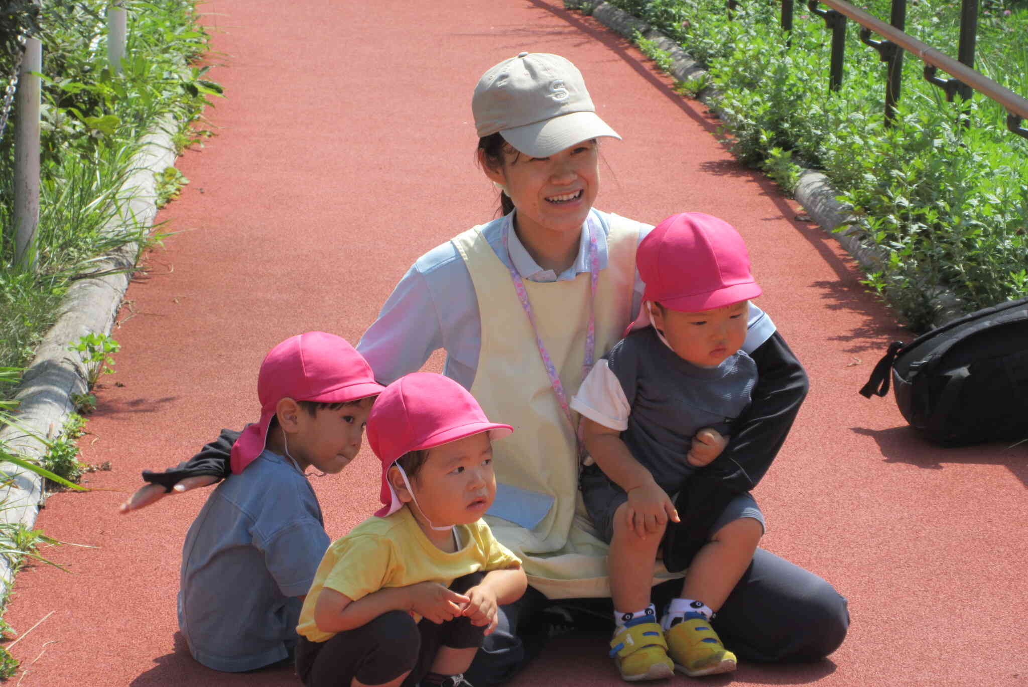 僕たちは外から見てるよ