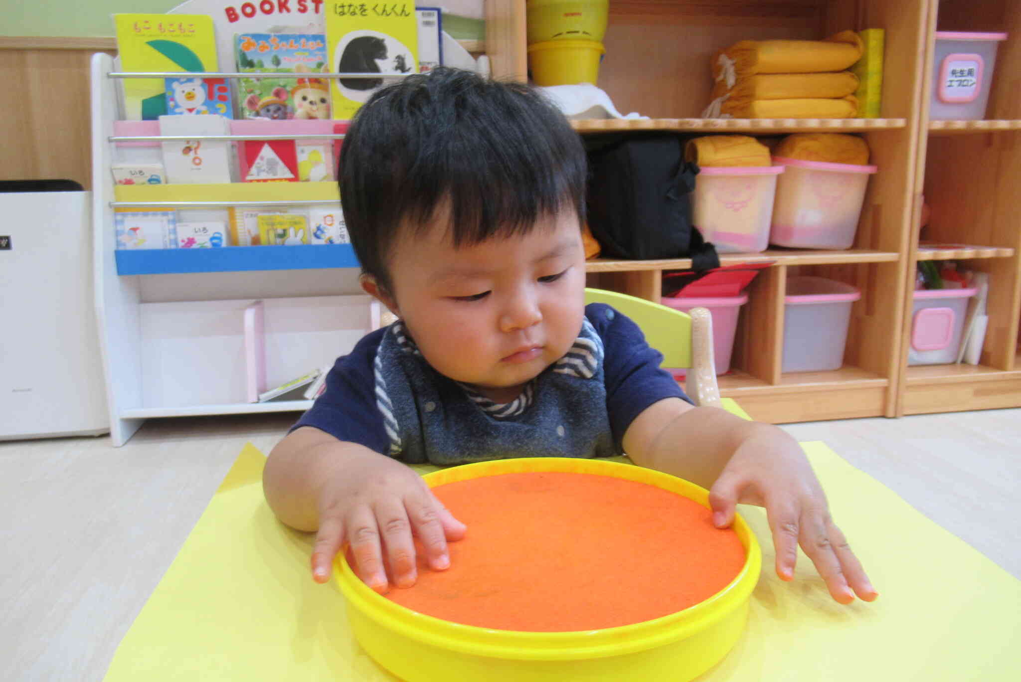 指でぺったん、ぺったん♪