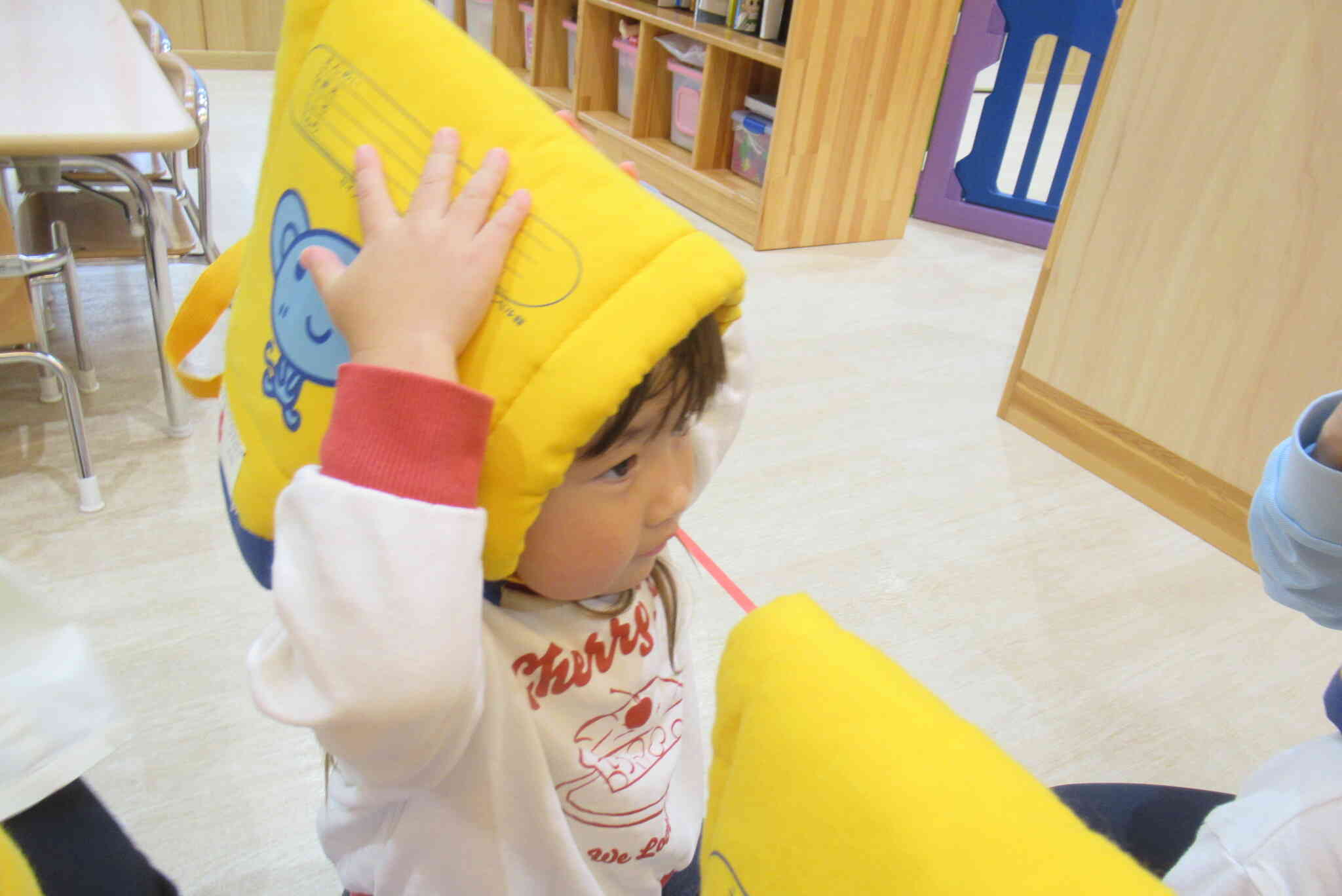 しっかり頭を守っています