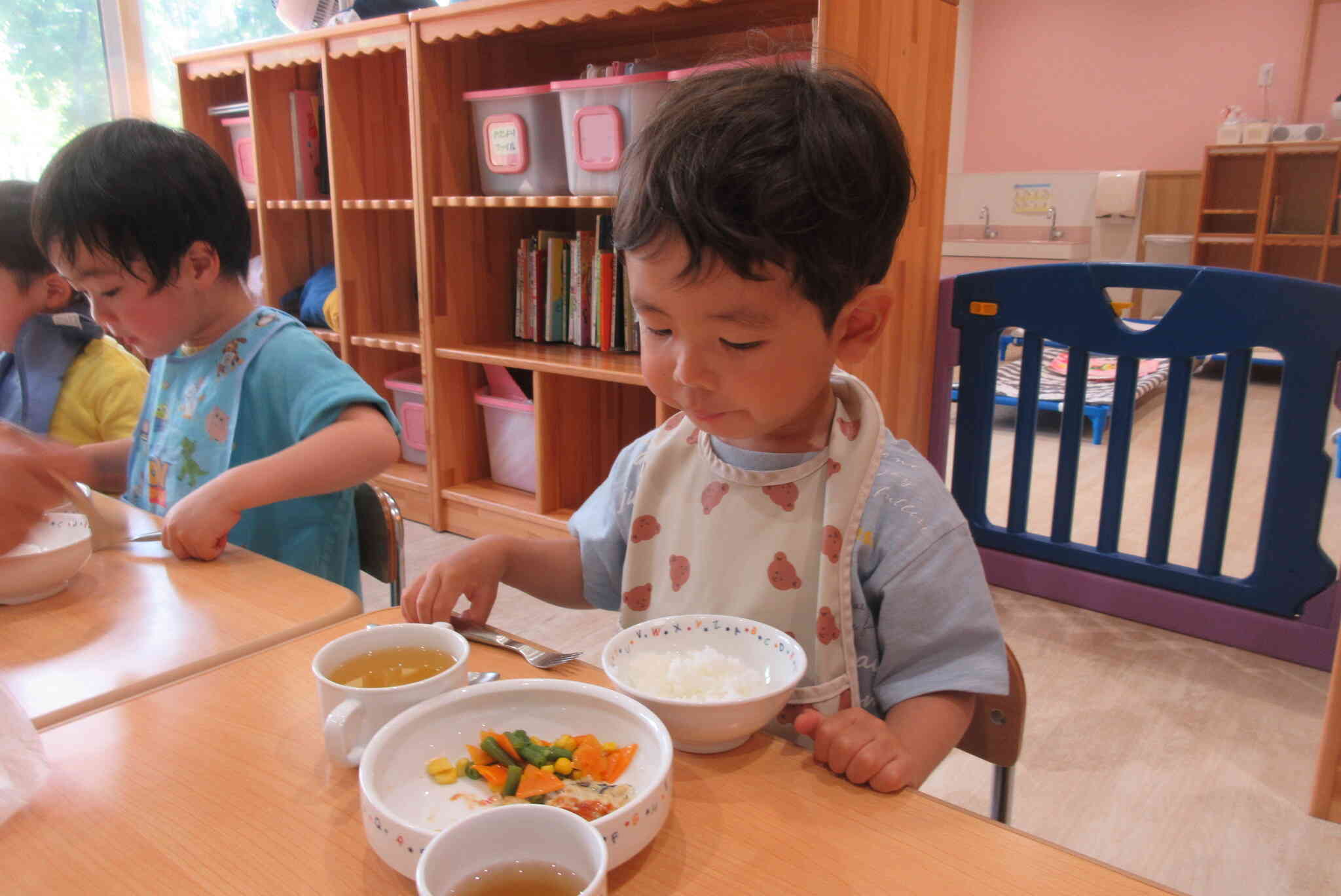 何食べようかな。