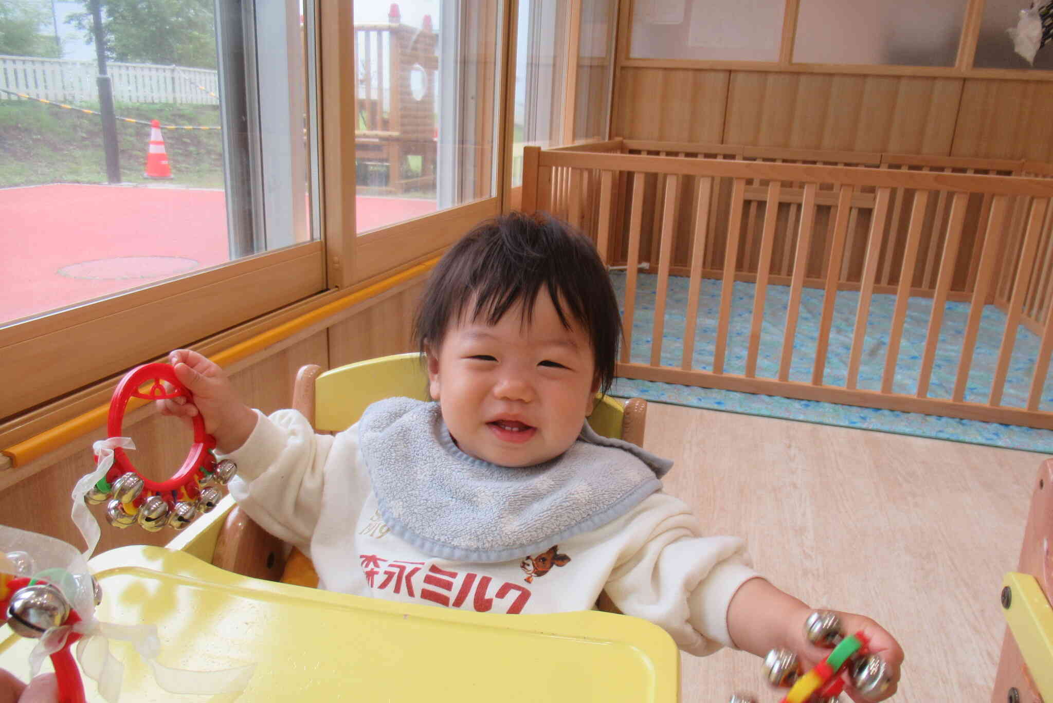 ６月りす組(０歳児)の様子
