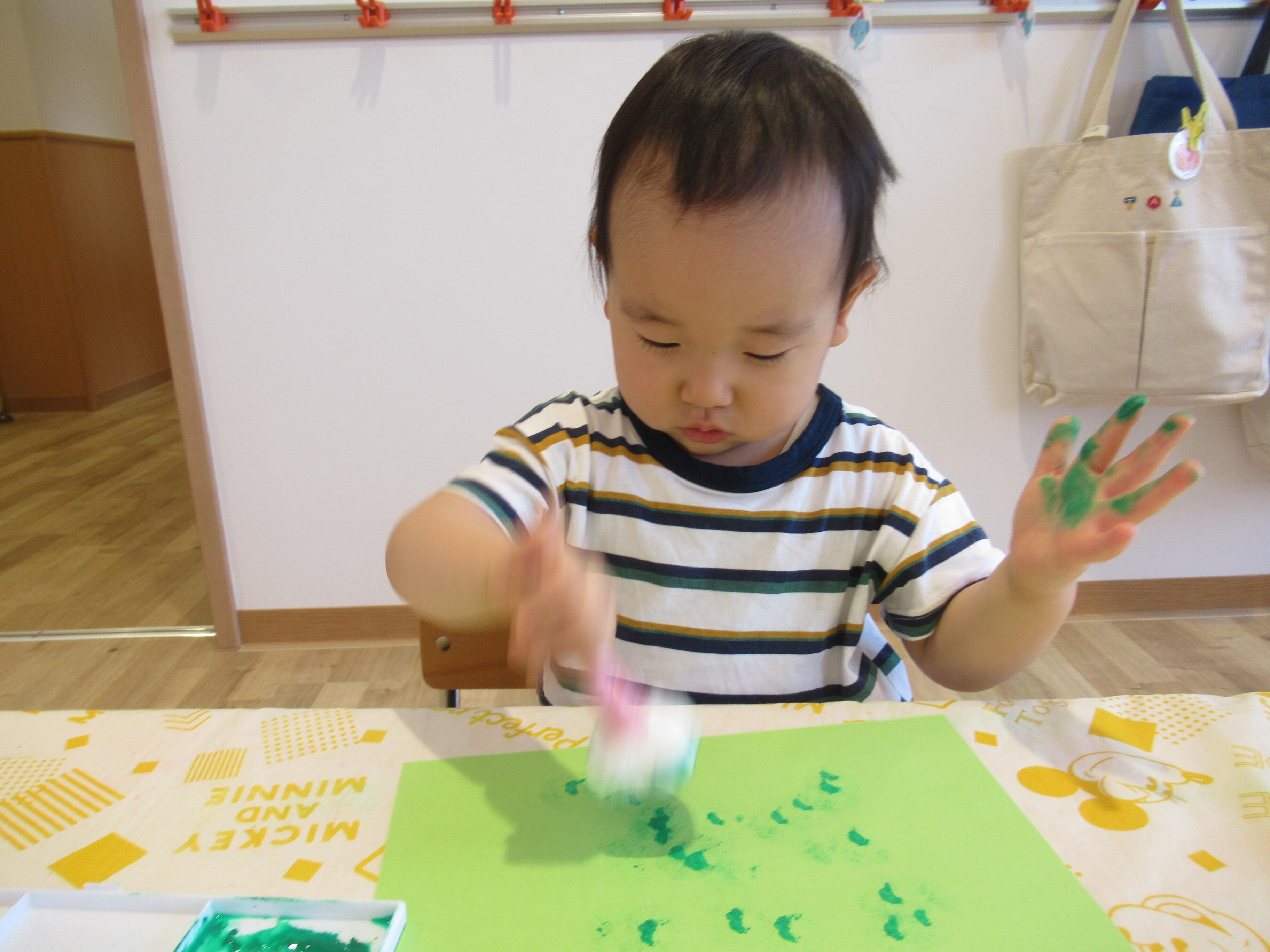 僕は指も使って色を付けたよ！