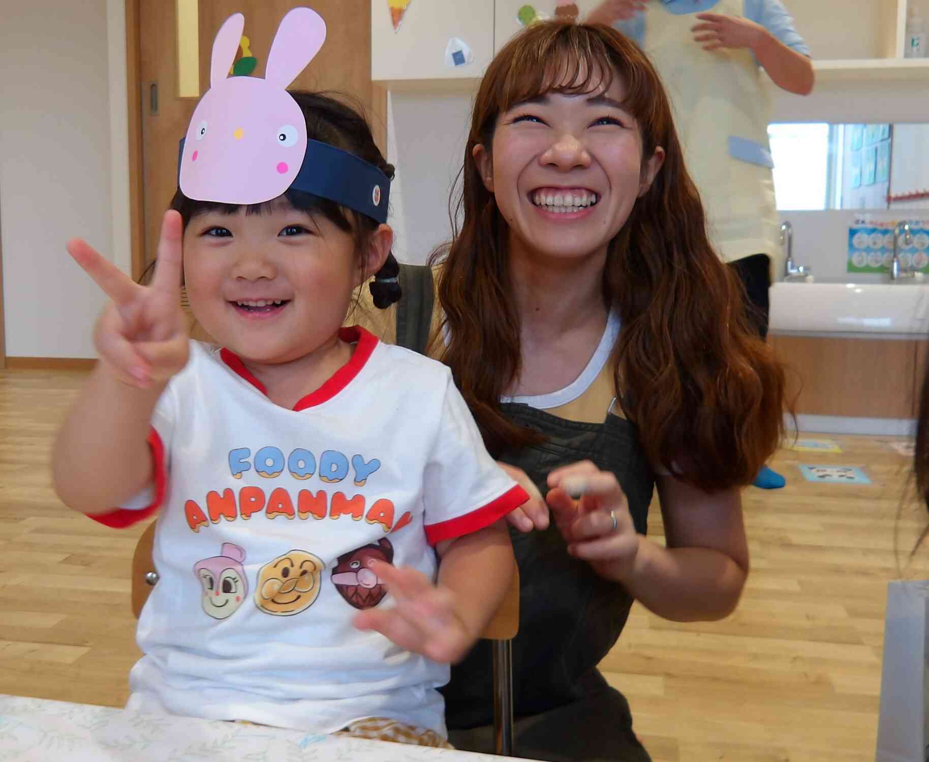 可愛いうさぎさんの完成です！親子で素敵な笑顔ですね♡