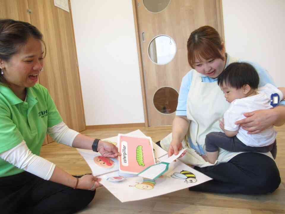 月2回外国人講師による英語レッスン