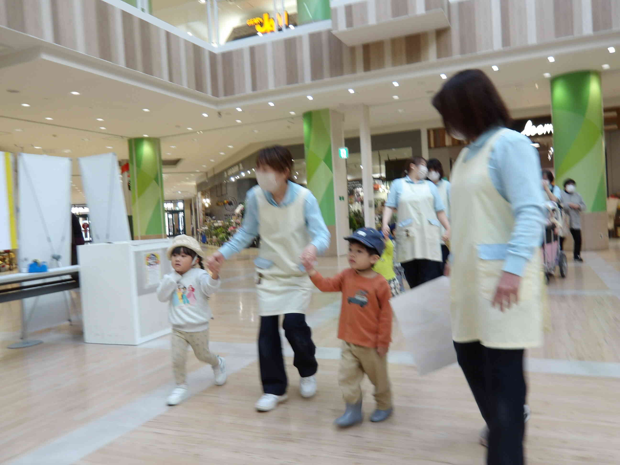 ファボーレ館内をお散歩