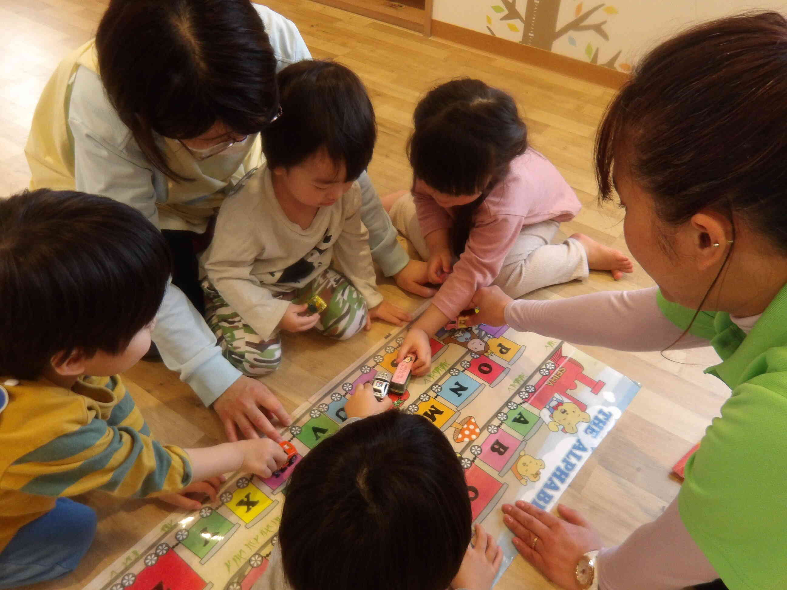 月2回外国人講師による英語レッスン