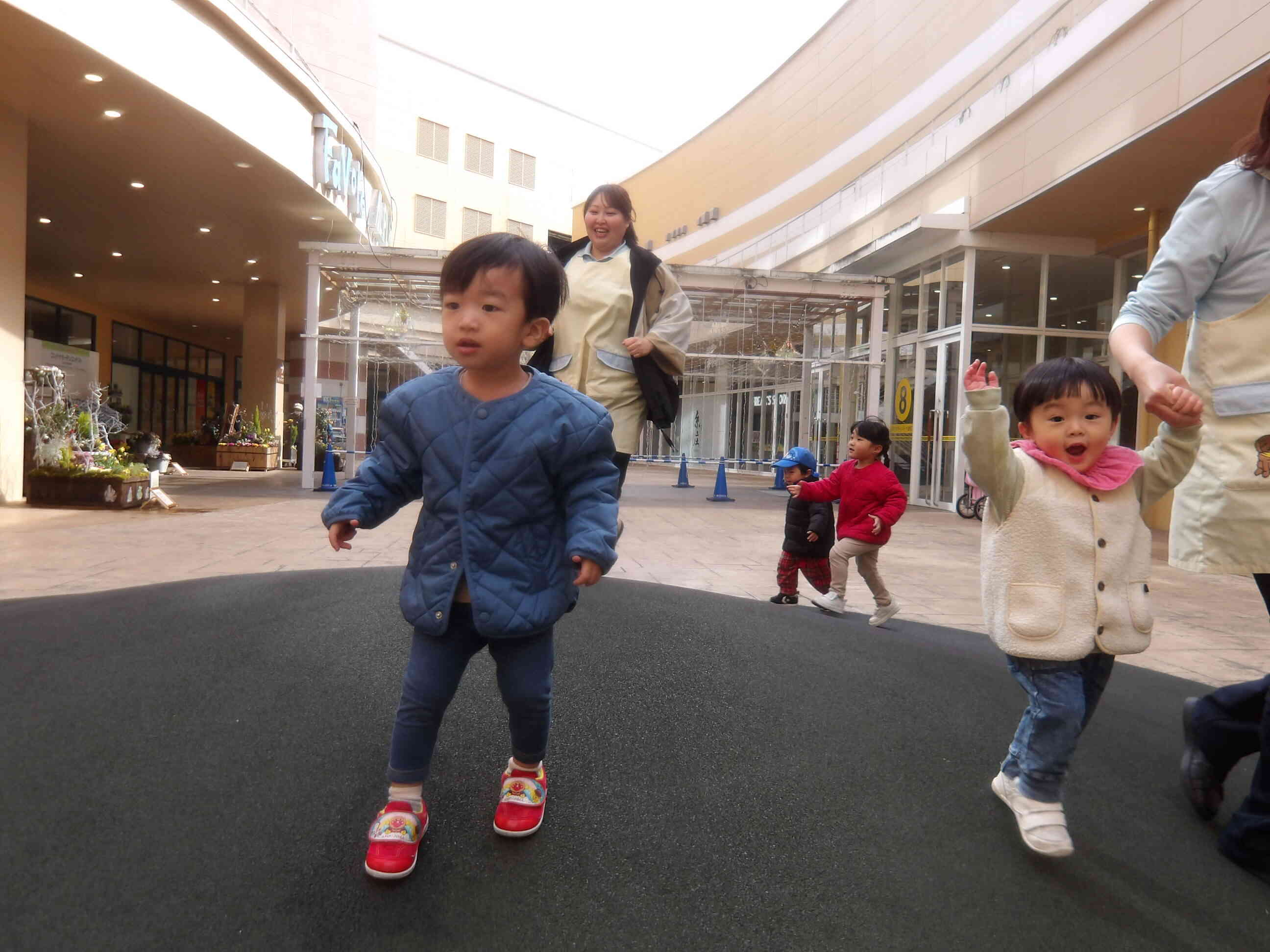 入園申し込み受付中　見学希望大歓迎です。