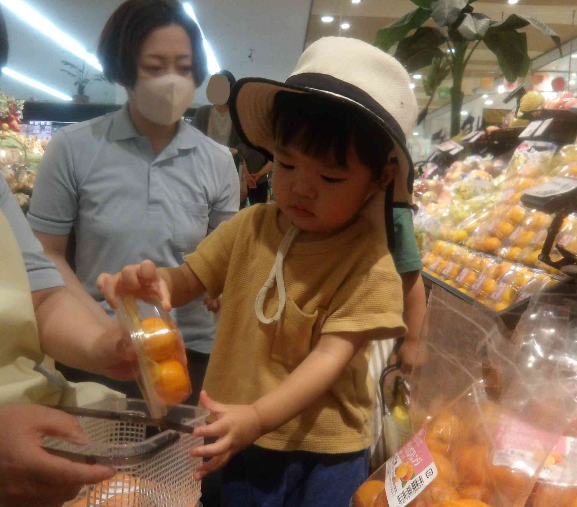 「ぼくはこのみかんにしたよ！」
