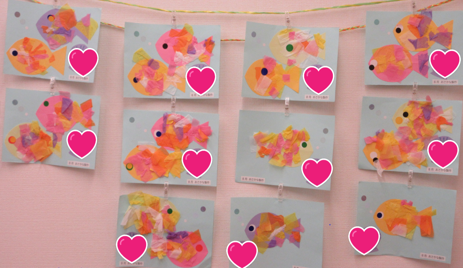 8月はちぎったお花紙できれいなお魚を製作しました。
