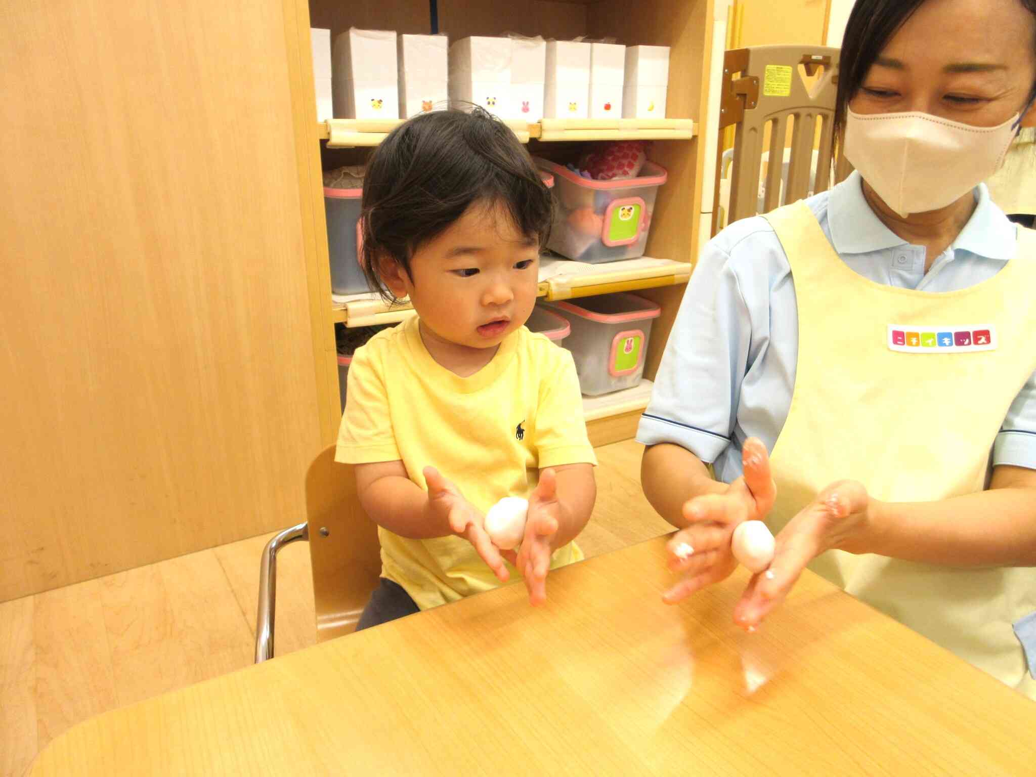 先生と一緒にコネコネ♪