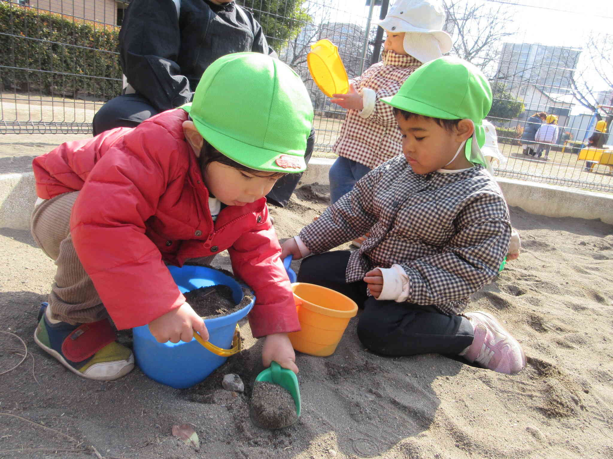 砂場遊びもしたよ！