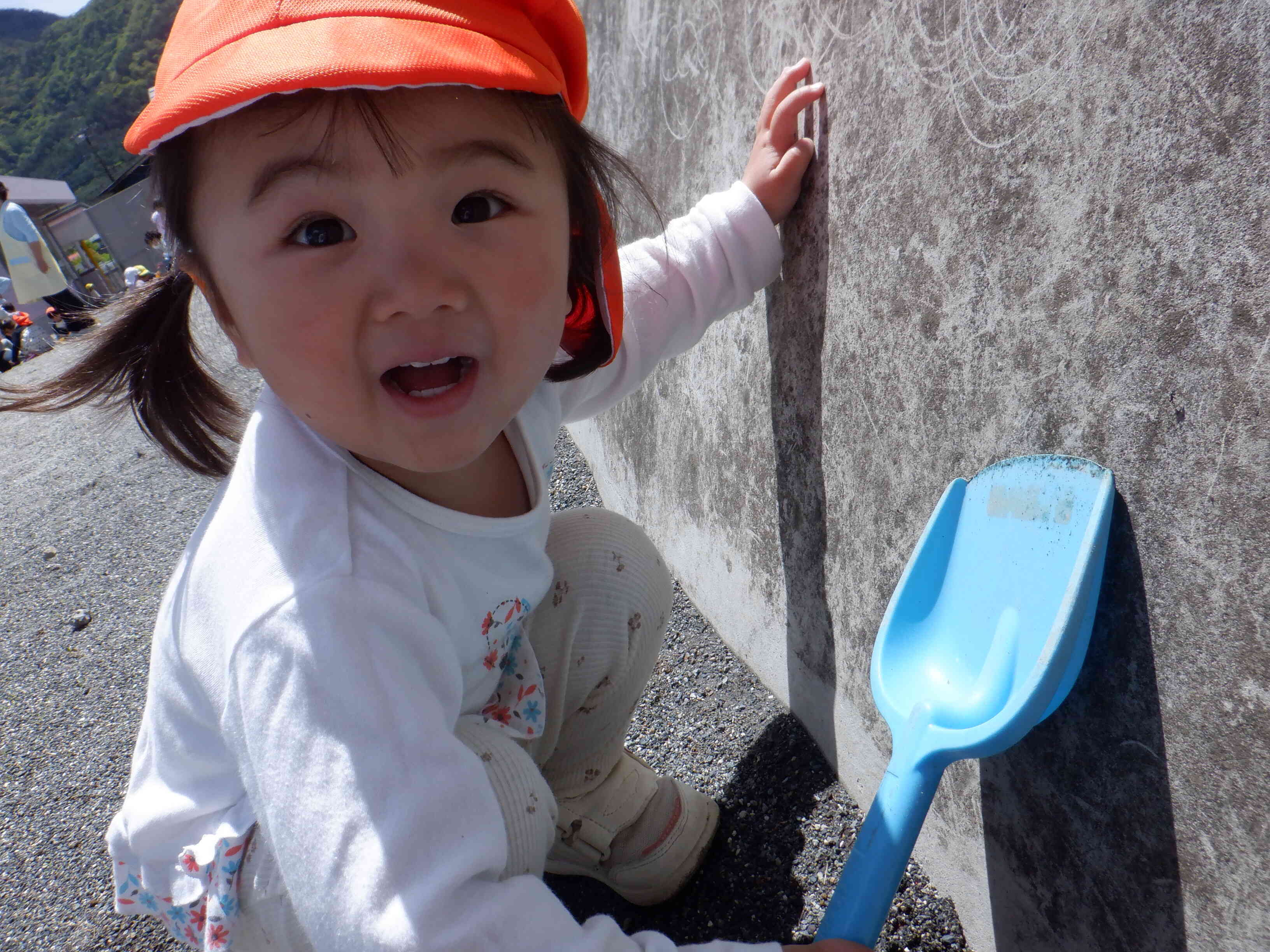 戸外遊び ぺんぎん１組（２歳児）