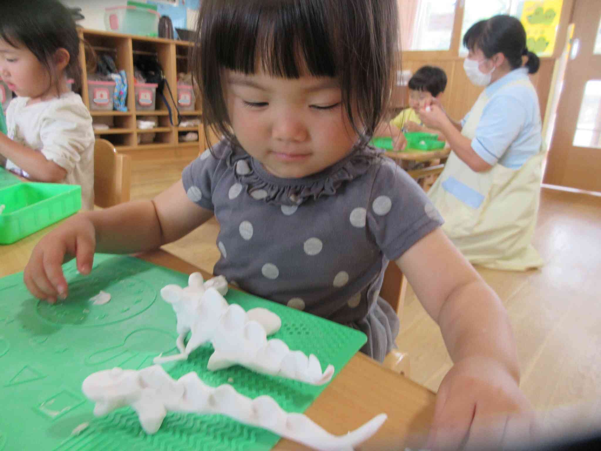 先生に恐竜を作ってもらったね！かっこいい～