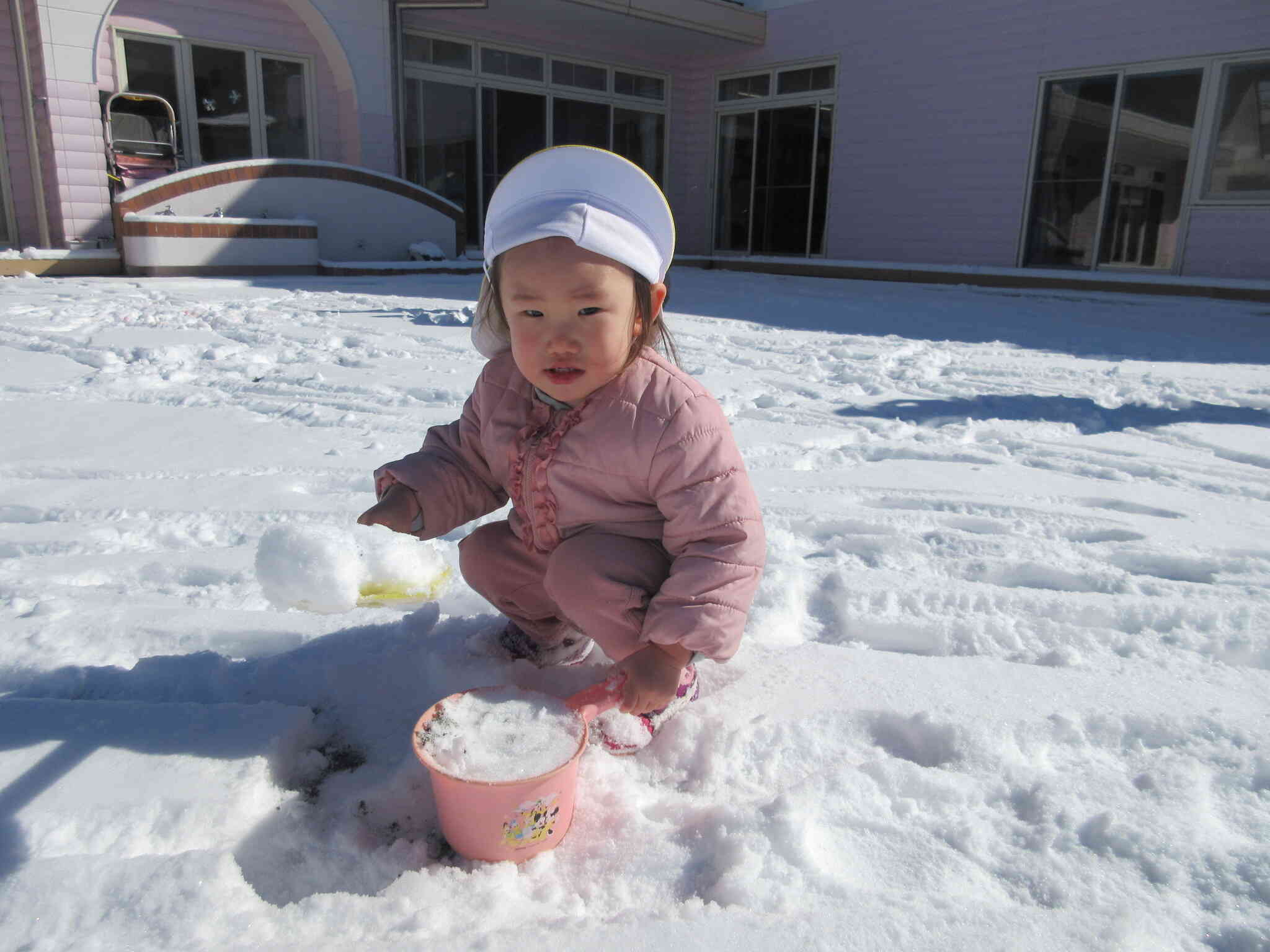 雪遊びって楽しいね♪