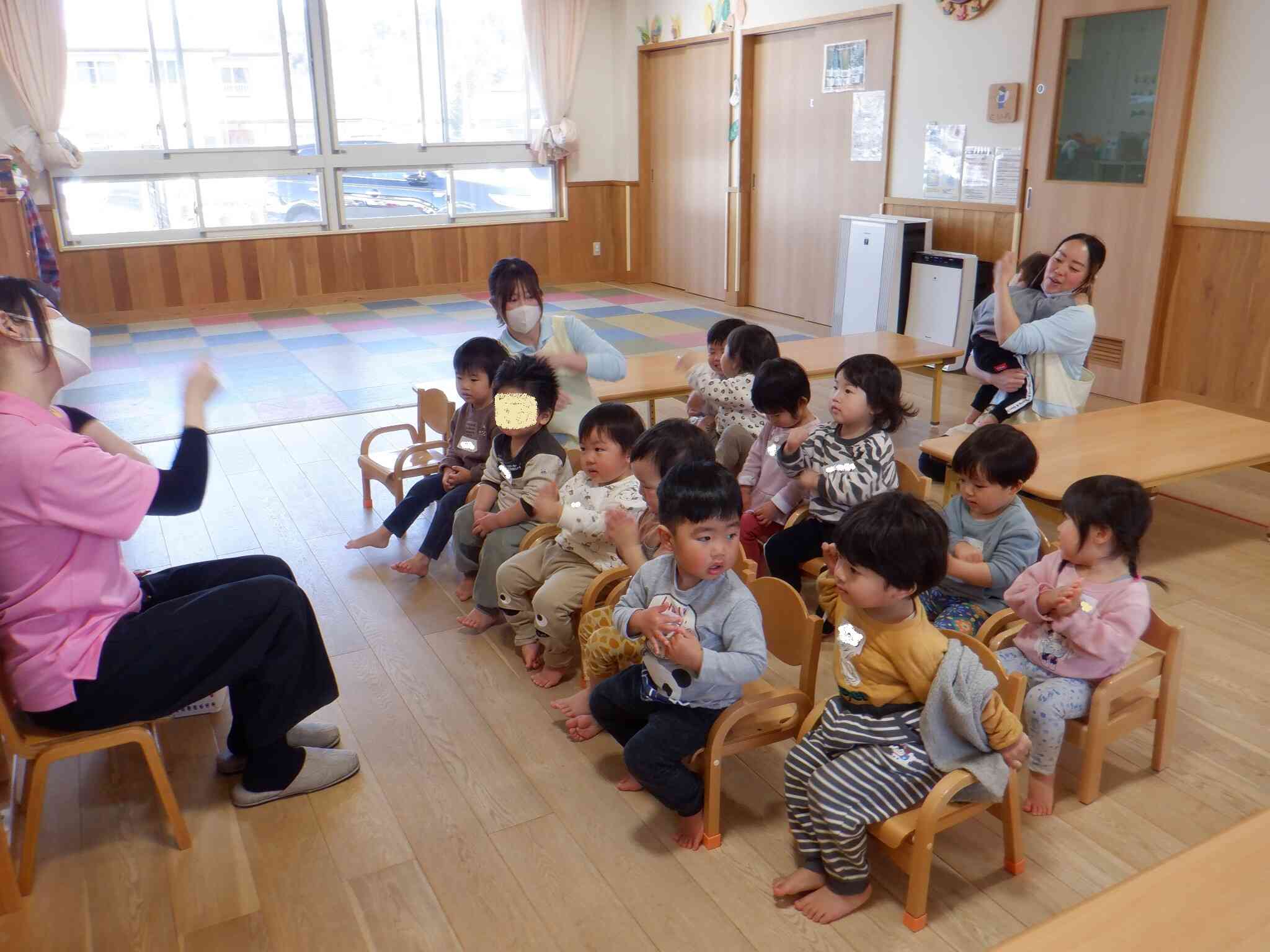 英語の歌にノリノリ～♪