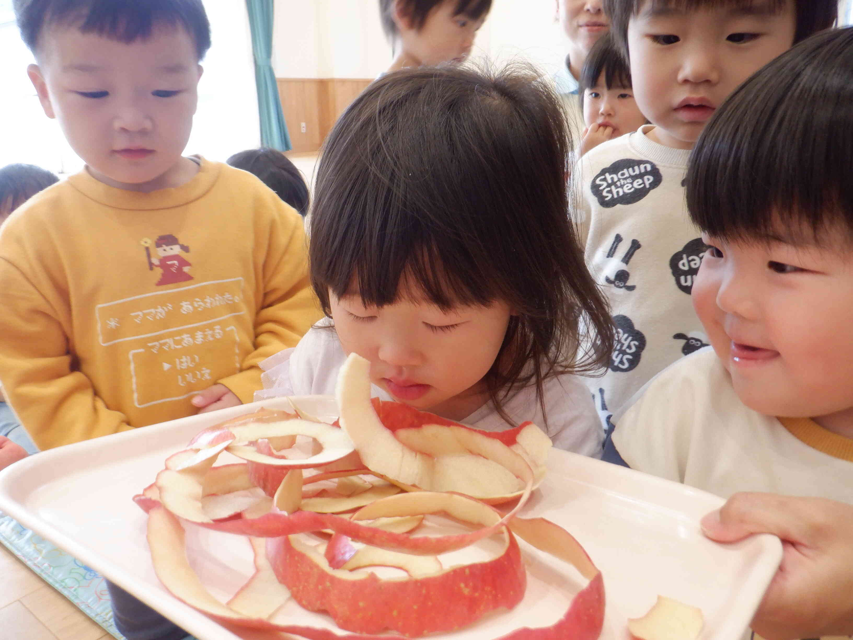 りんごの皮ってどんなにおい？
