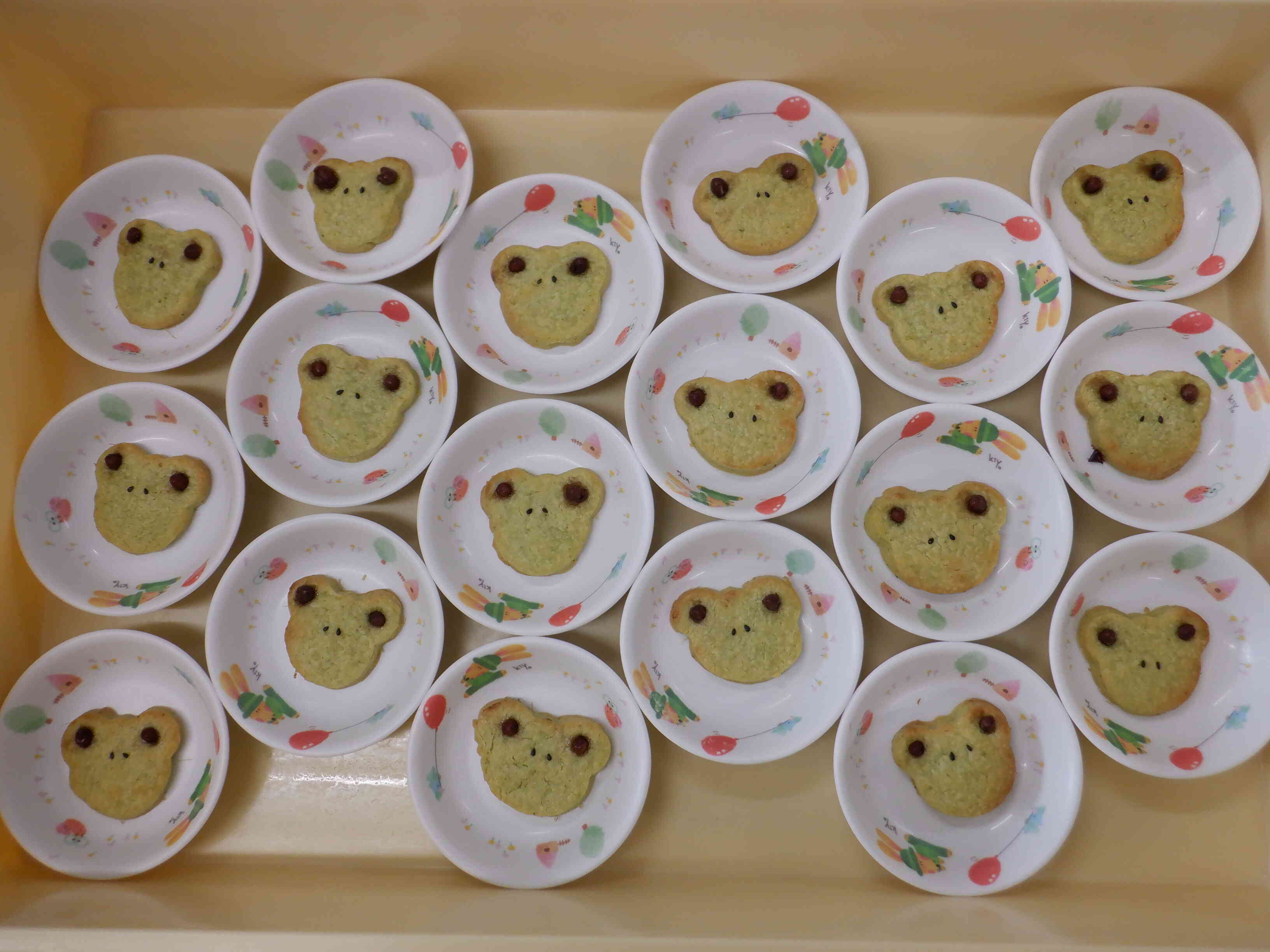 カエルぴょこぴょこ♪