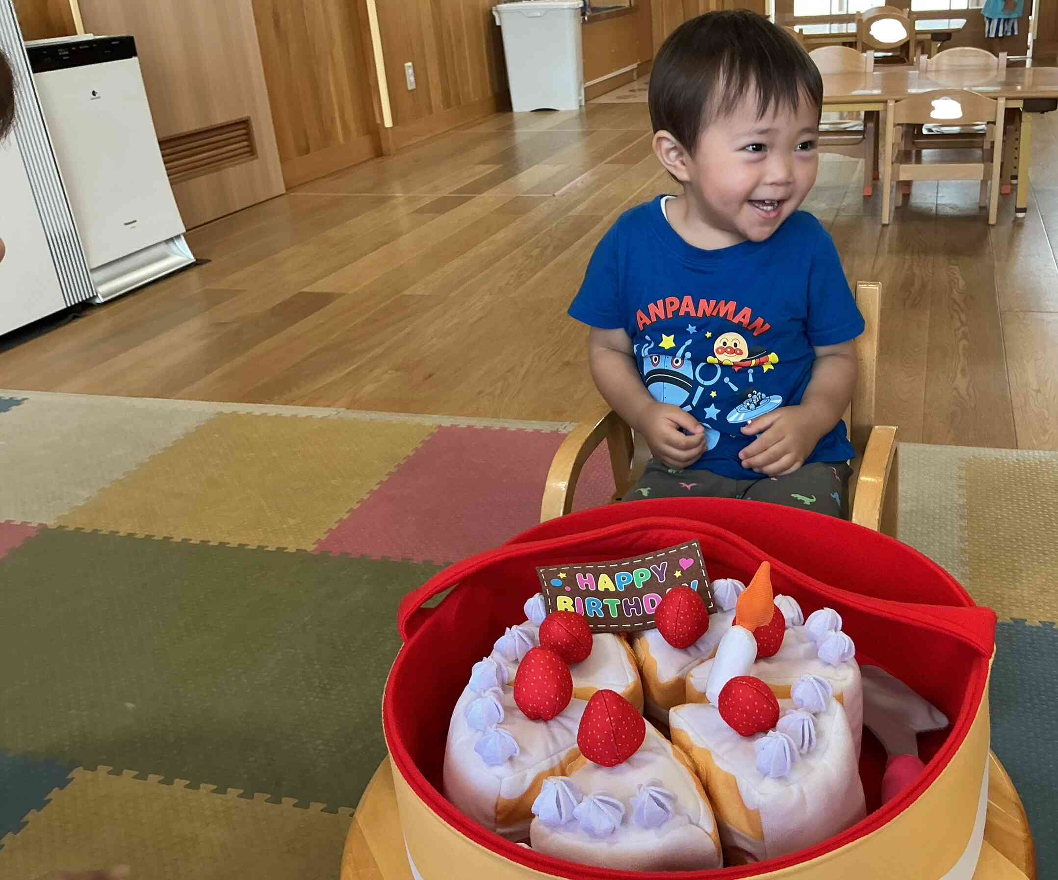 お誕生日おめでとう！あひる２組（1歳児）