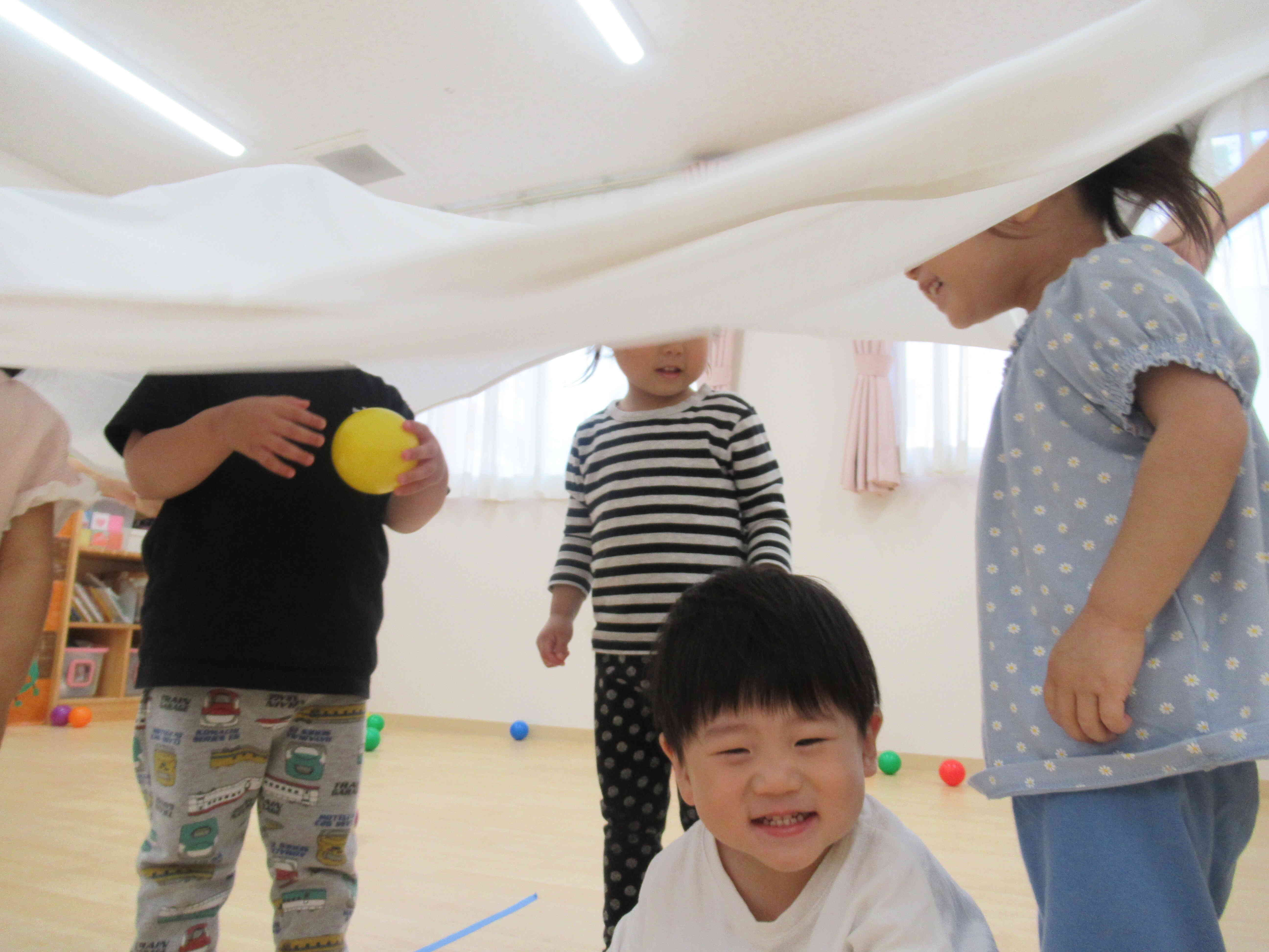上から下から大風こい！