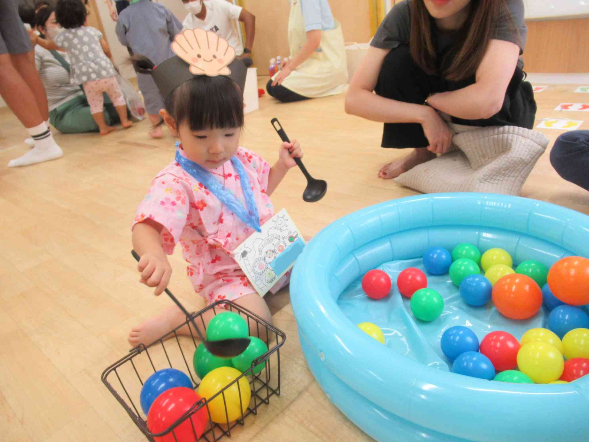 ボールすくい!