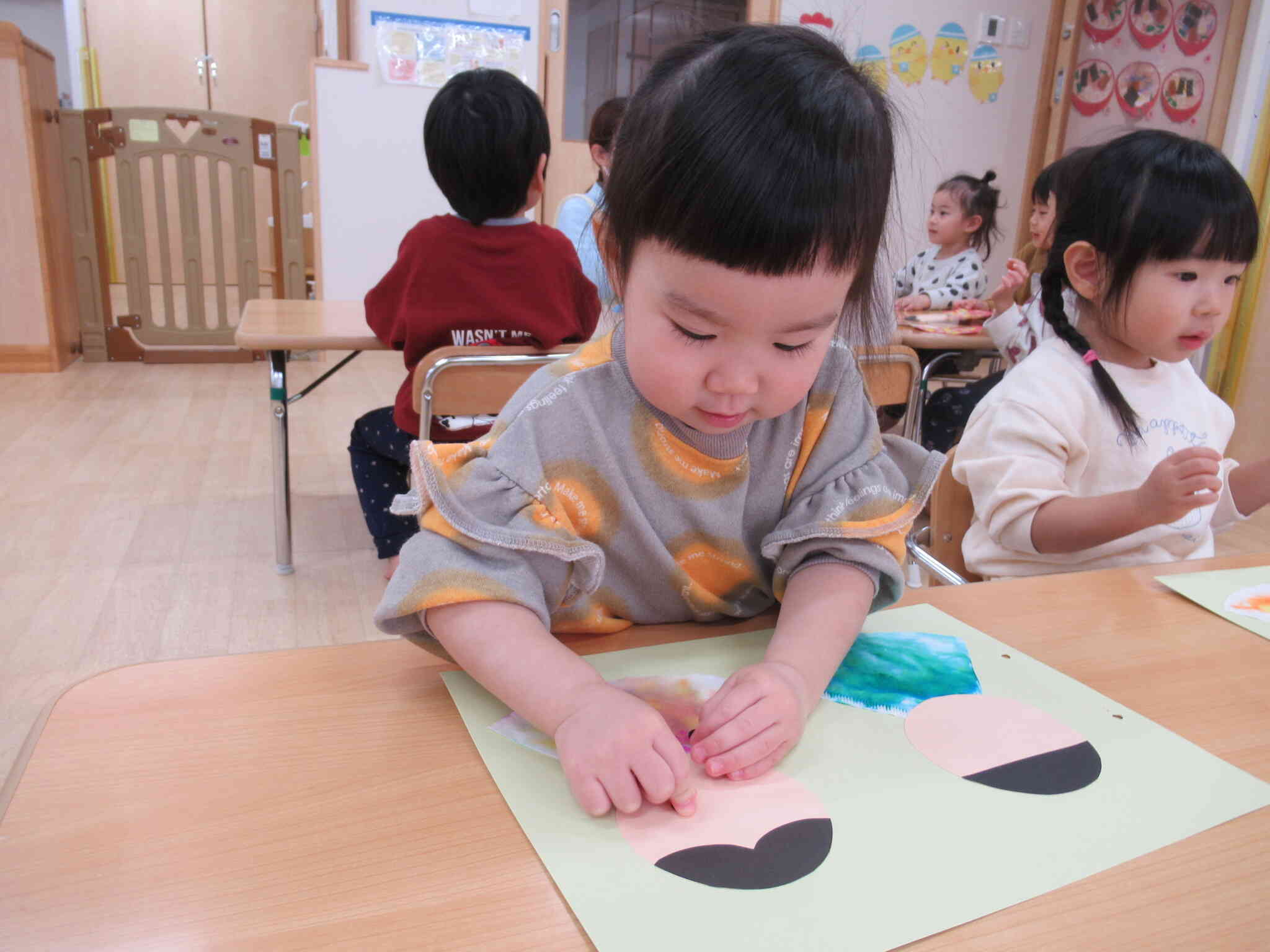 ５にんばやしの、ふえたいこ～♪