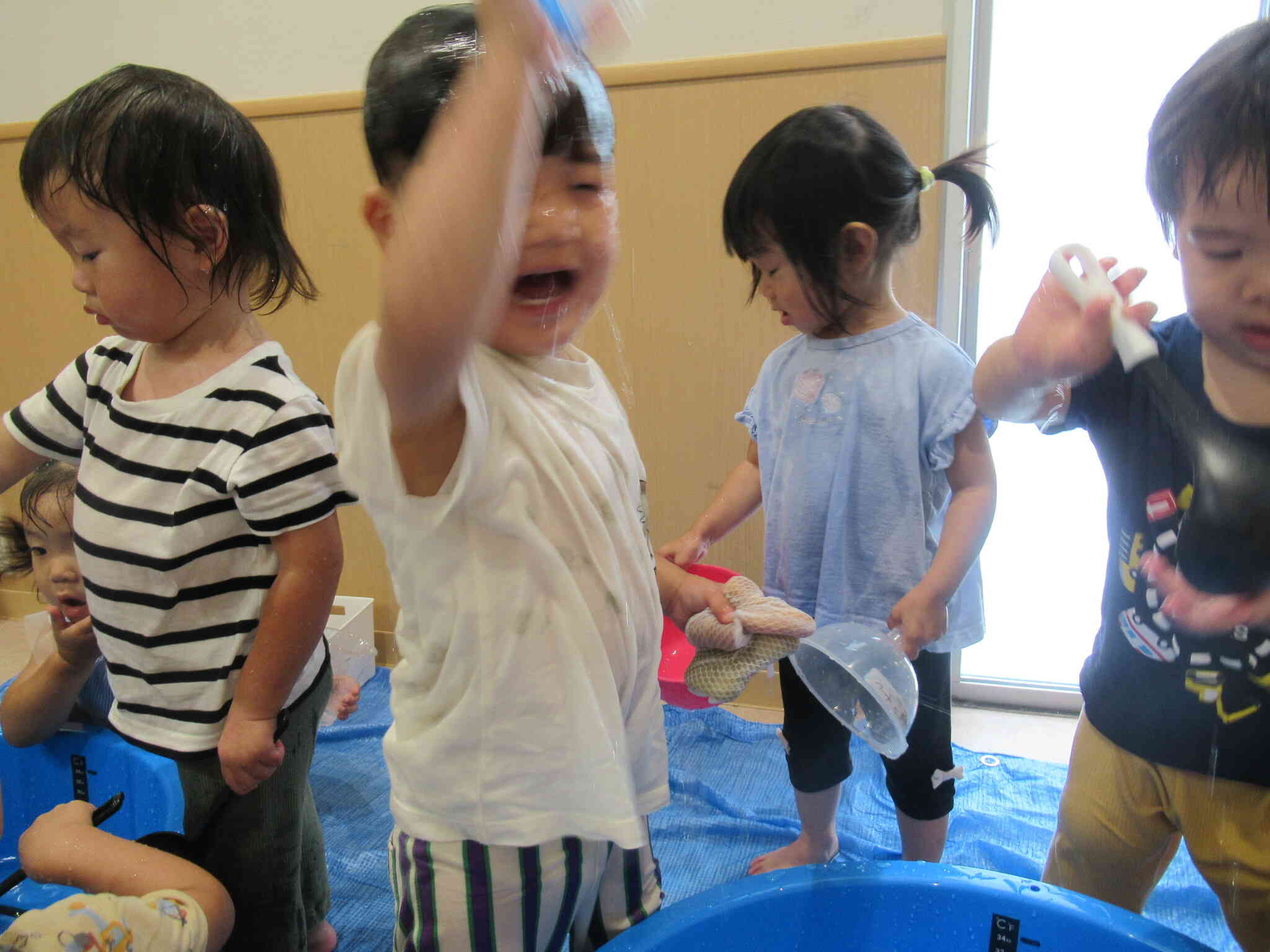 １歳児、２歳児さんの水遊び