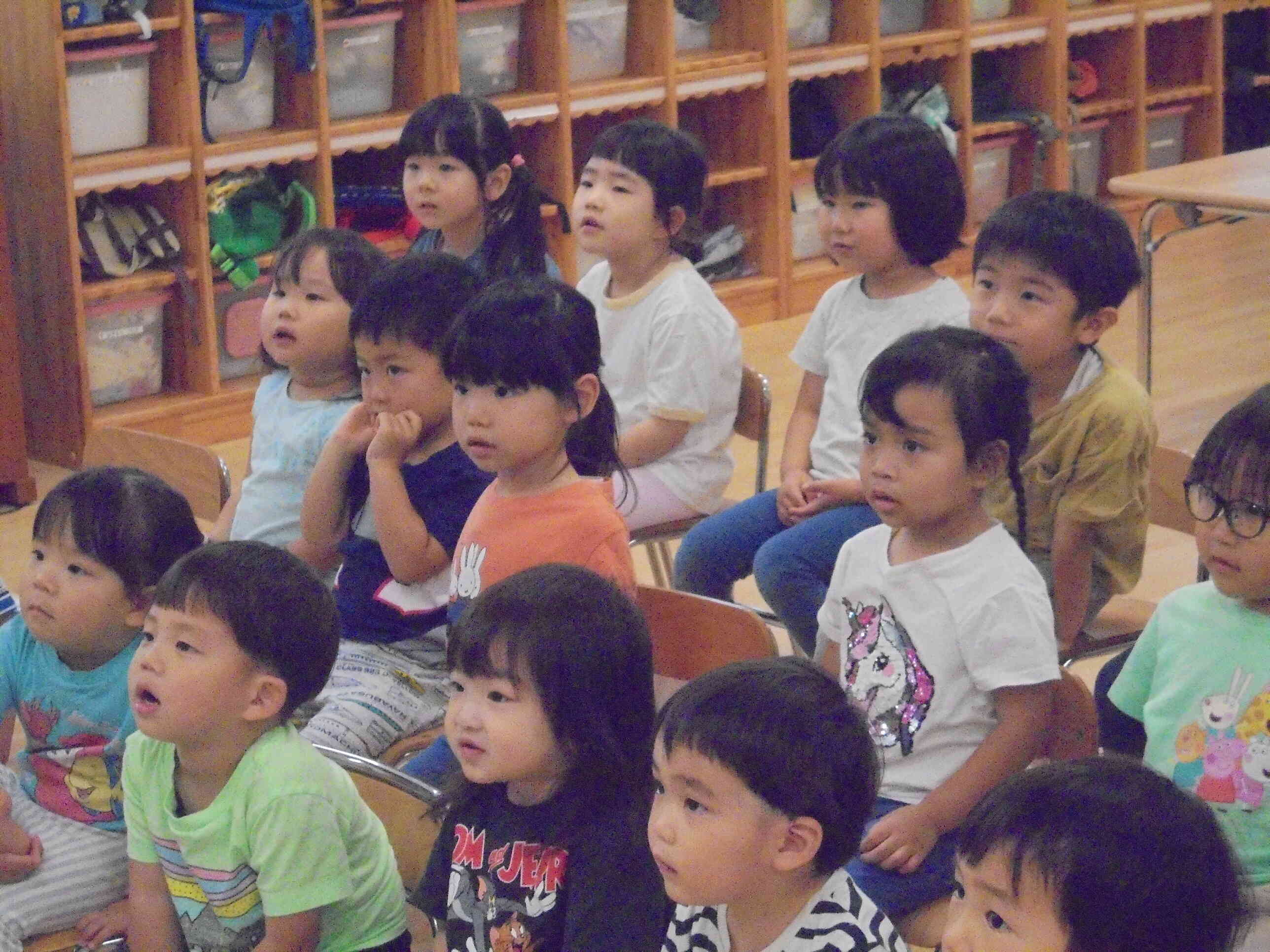 お誕生日会の様子です